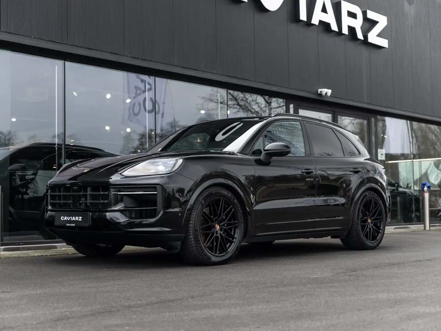 Porsche Cayenne E-HYB SPORTDES/UITL/MATR/SOFTCL/ACC/DISPL/18W/BOSE Noir - 1