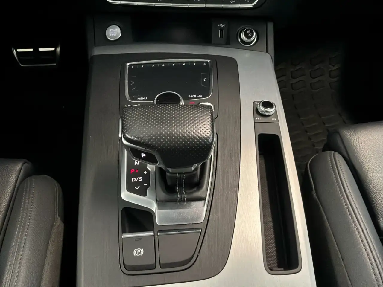 Audi Q5 photo Audi Q5