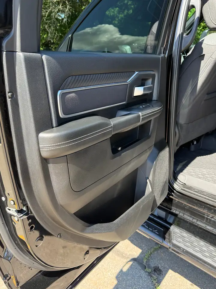 Dodge RAM 2025 — фото 15