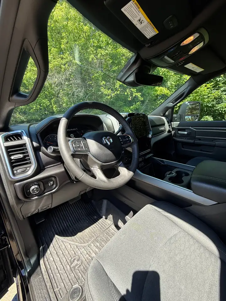 Dodge RAM 2025 — фото 10