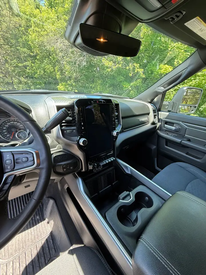 Dodge RAM 2025 — фото 16