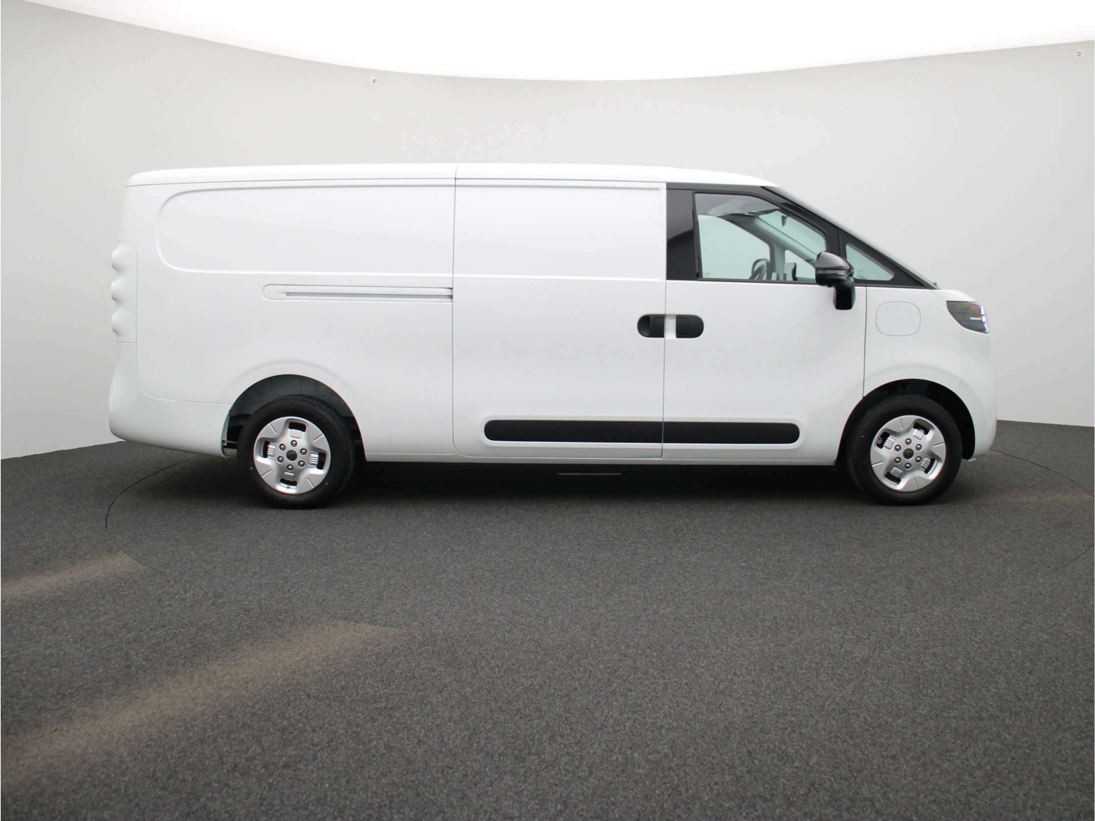 Maxus eDeliver 5 | L2H1 64 kWh | Nieuwste model |uit voorraad lever — photo 6