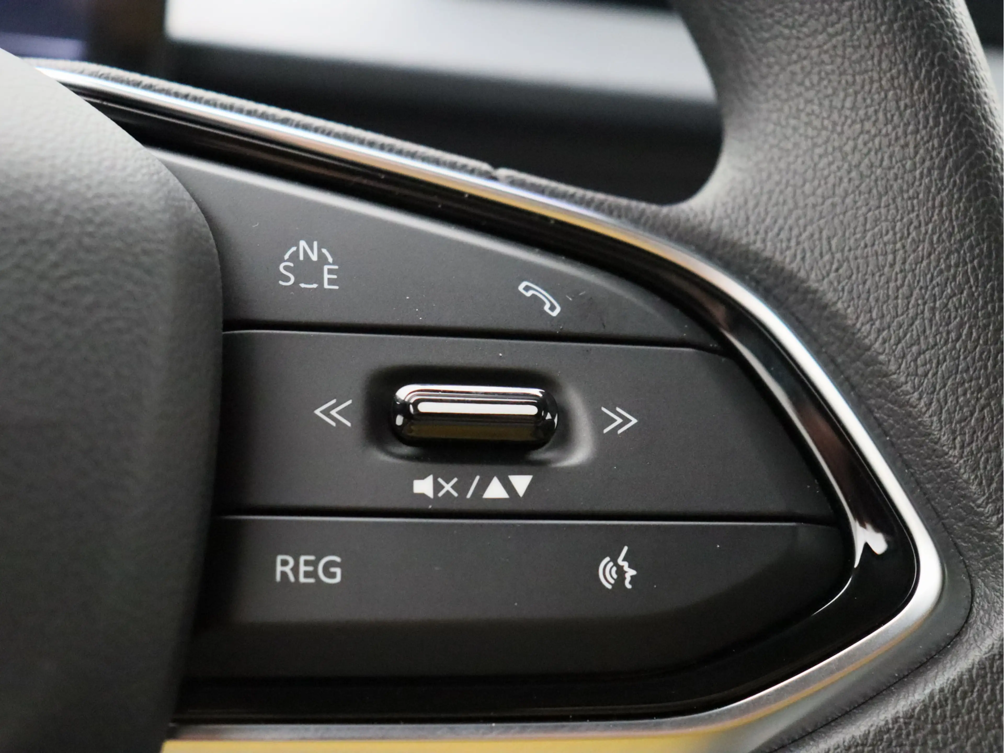 Maxus eDeliver 5 | L2H1 64 kWh | Nieuwste model |uit voorraad lever — photo 11
