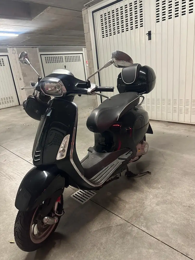Piaggio Sprint Zwart - 2