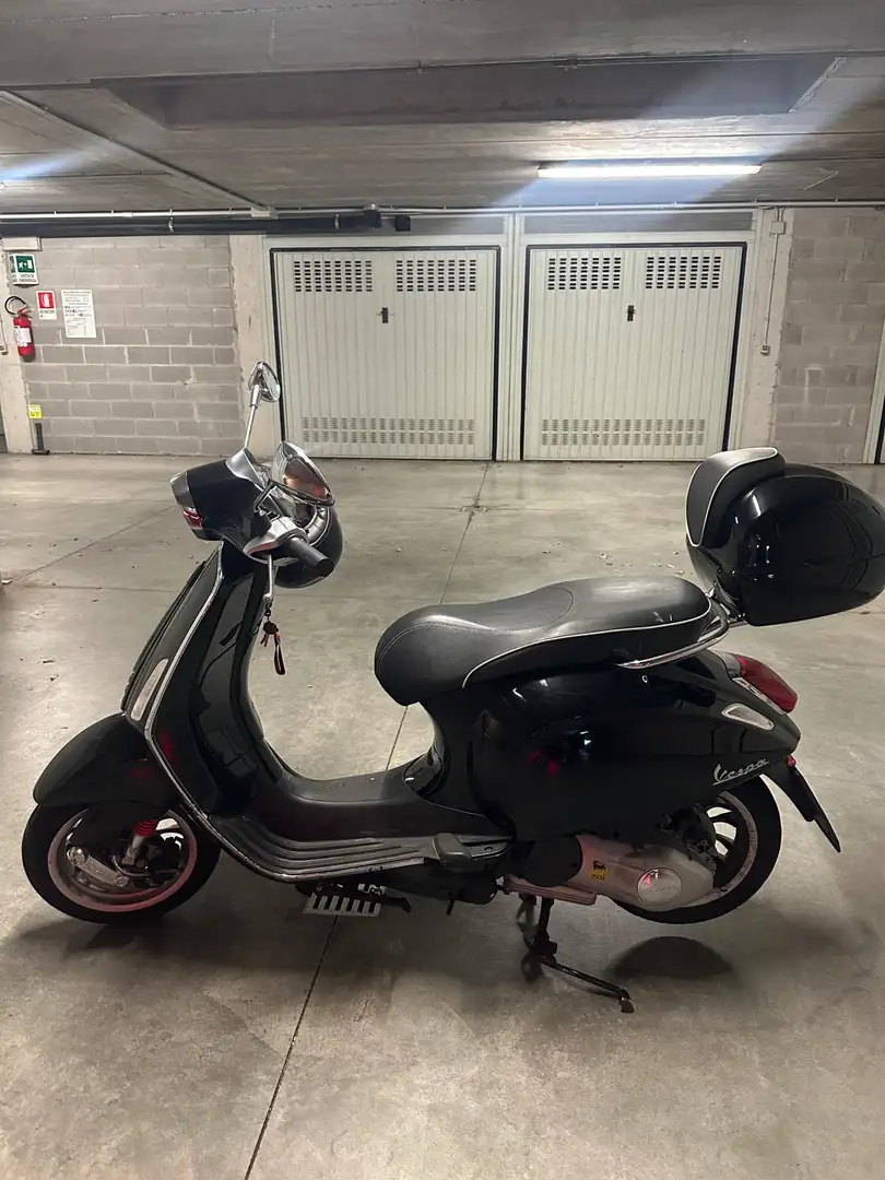 Piaggio Sprint Zwart - 1