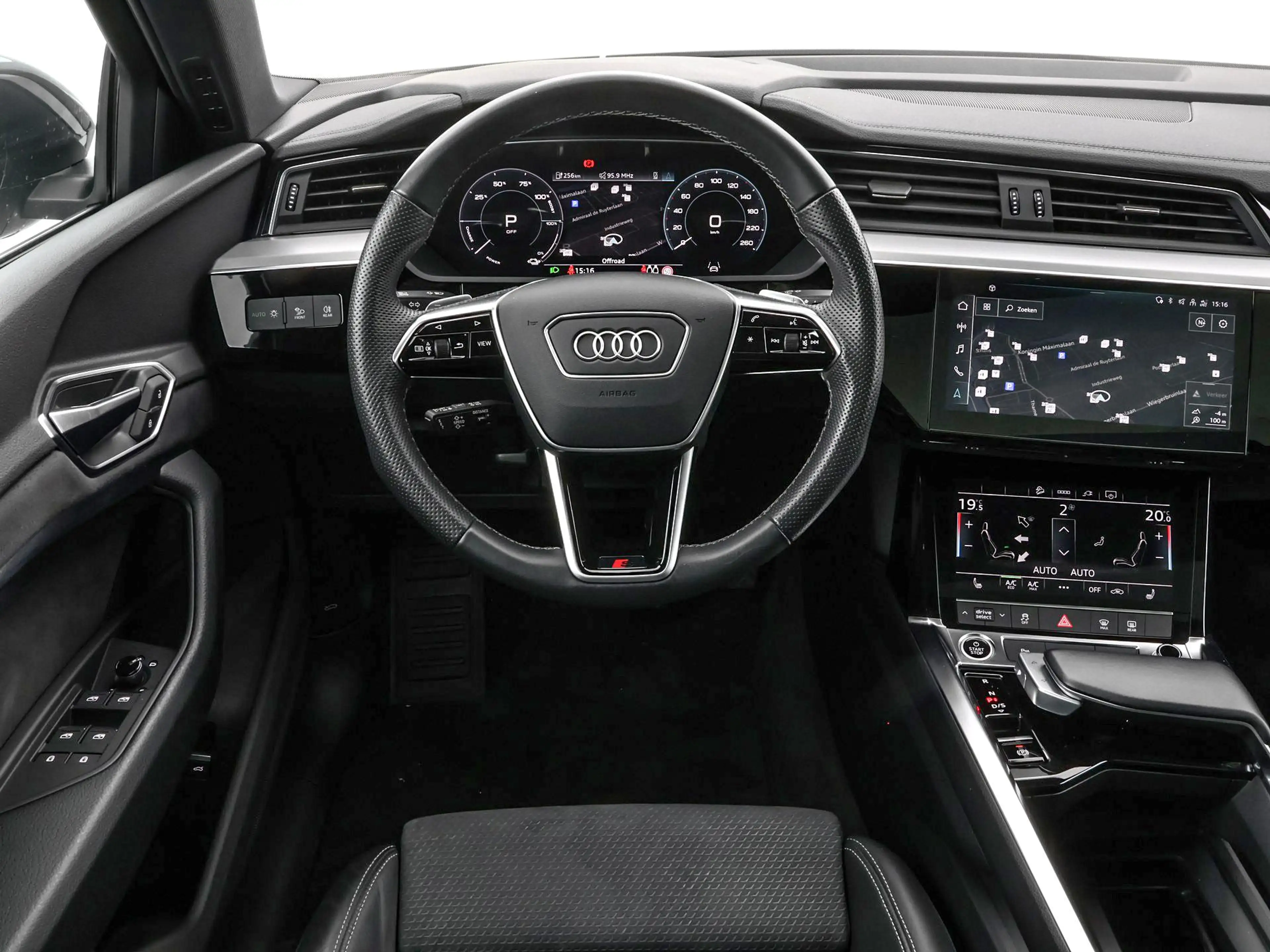 Audi e-tron 55 408pk Quattro S edition 95 kWh · SOH 97% · Pano — photo 15