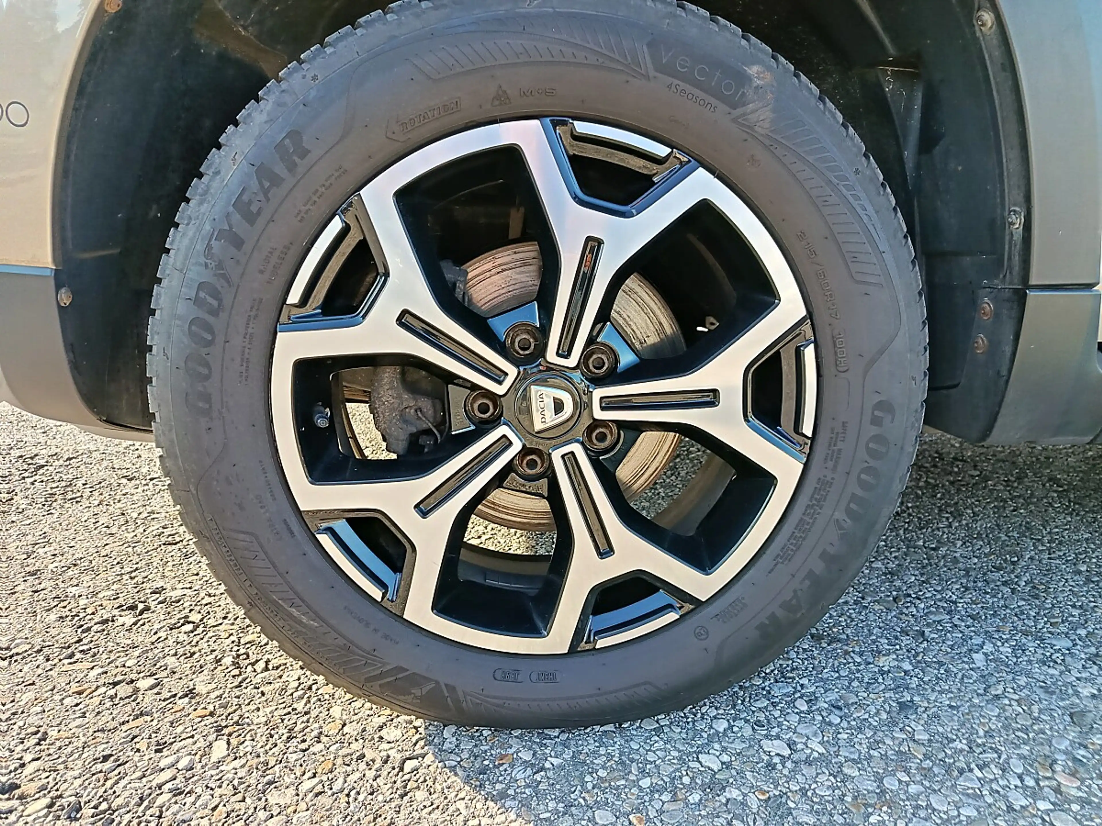 Dacia Duster II 1.5 dCi 110 Prestige 4WD — photo 3