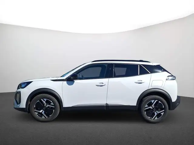 Peugeot 2008 view 4