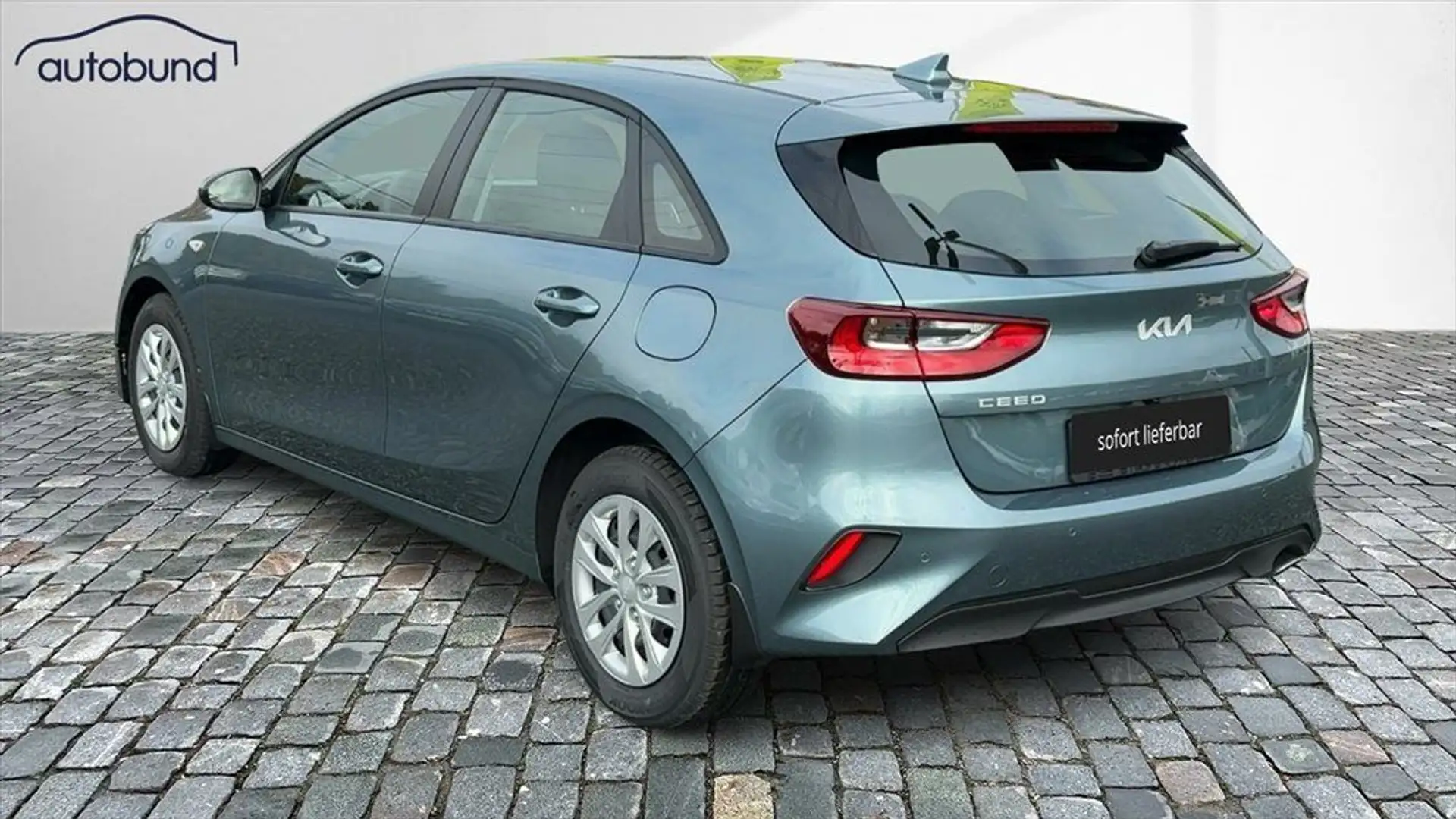 Kia Ceed / cee'd CEED III 1,5 T-GDi Best DAB Navi Rückfahrk Vert - 2