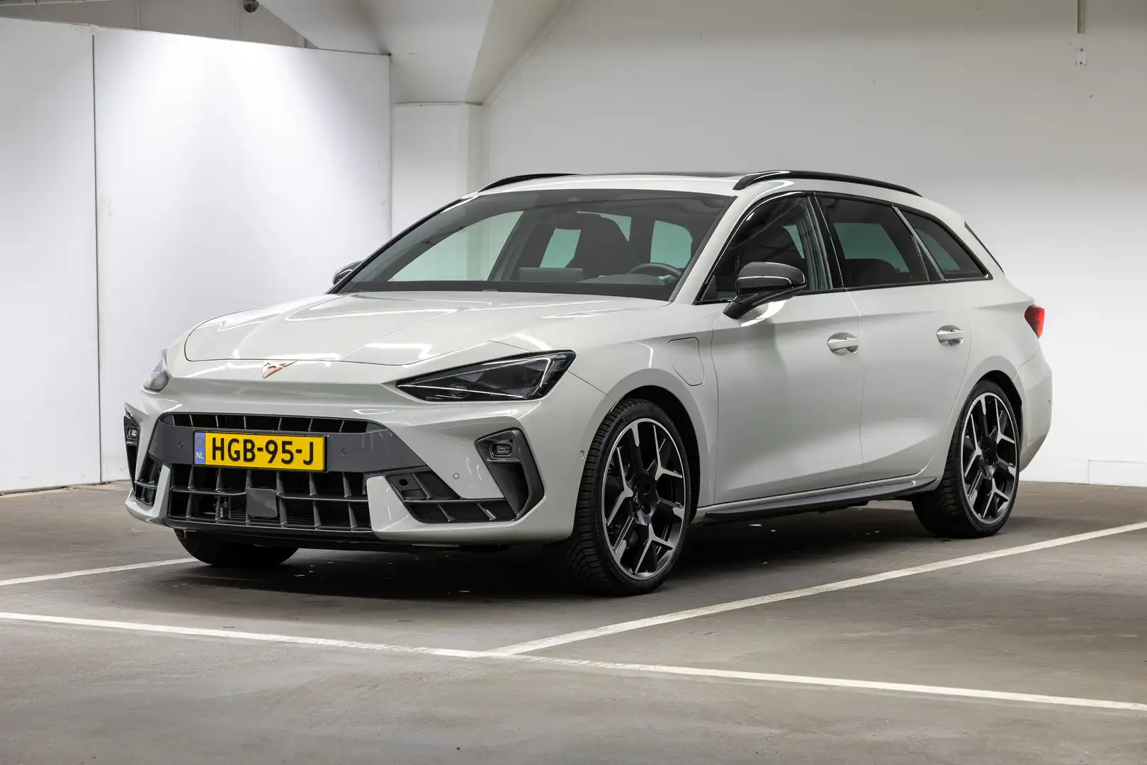 CUPRA Leon Sportstourer 1.5 TSI e-Hybrid VZ Performance 272pk Gris - 1