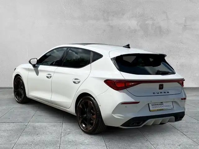 CUPRA Leon view 3
