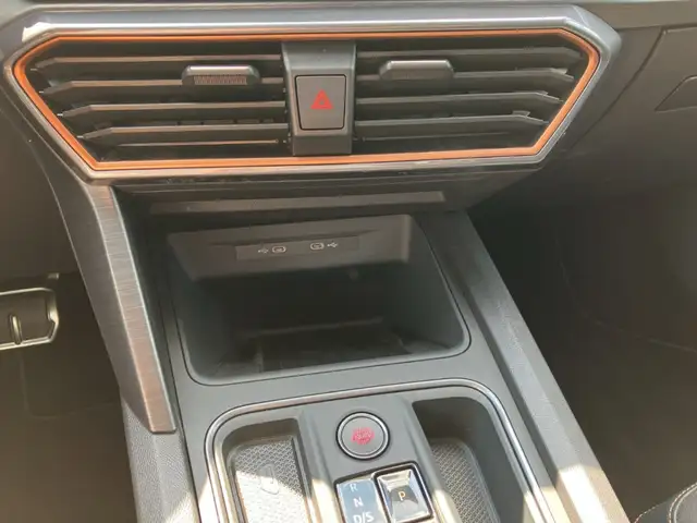 CUPRA Leon view 18
