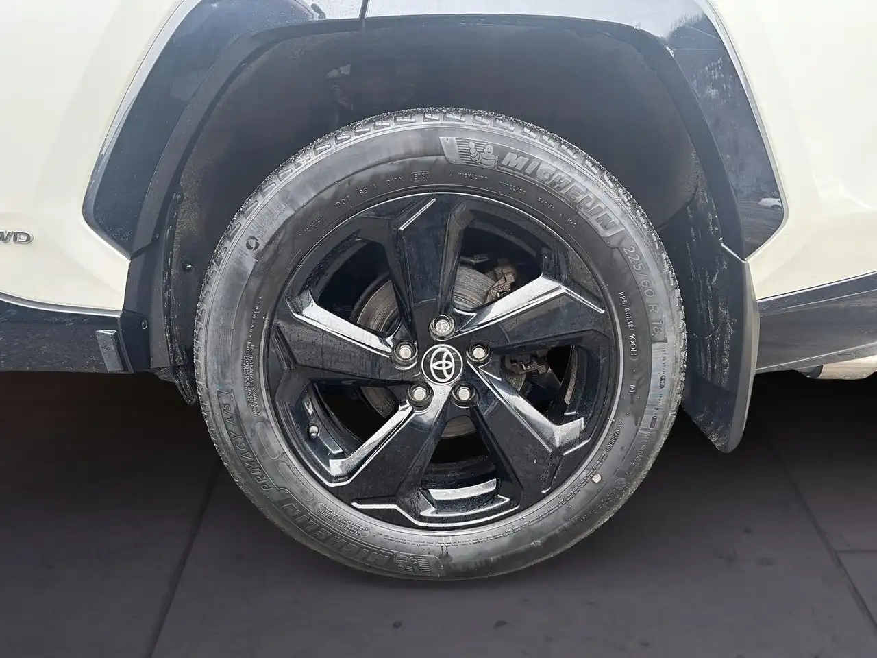 Toyota RAV 4 снимка Toyota RAV 4