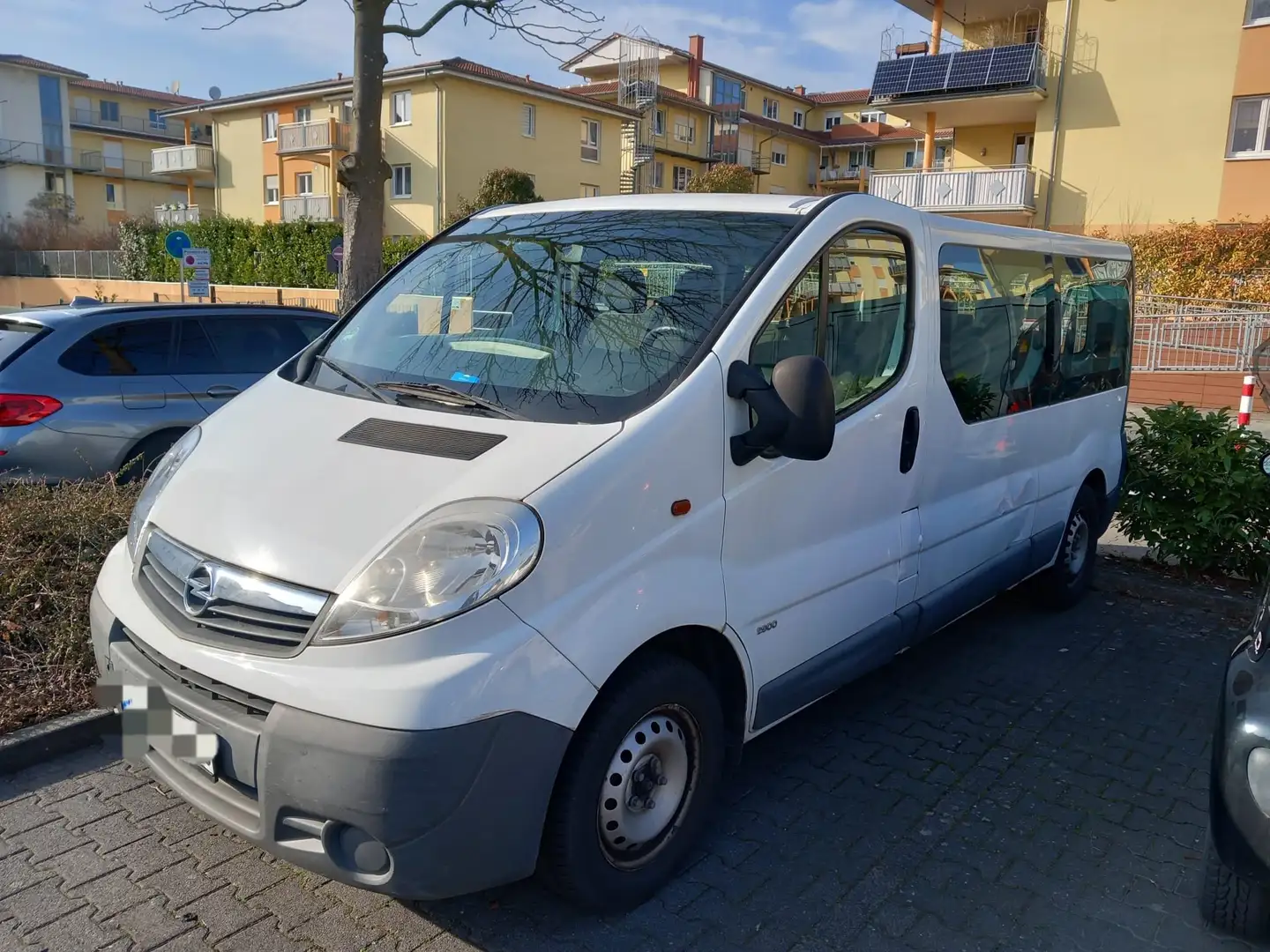 Opel Vivaro Blanco - 2