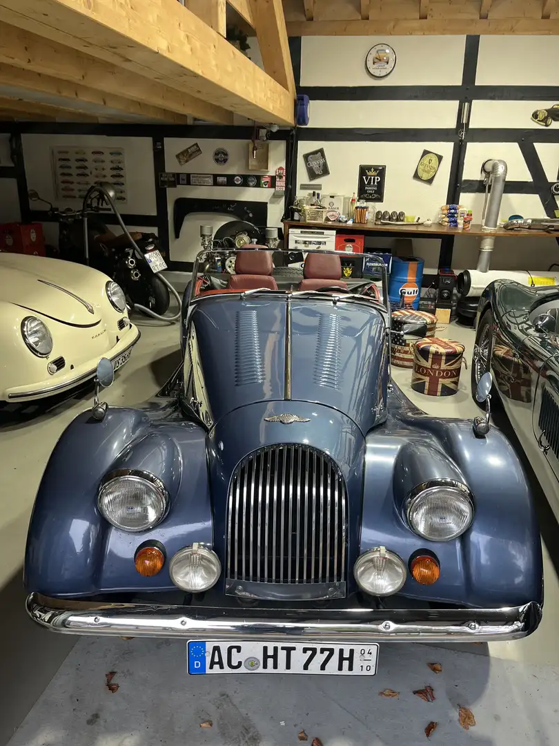 Morgan Plus 8 - 1