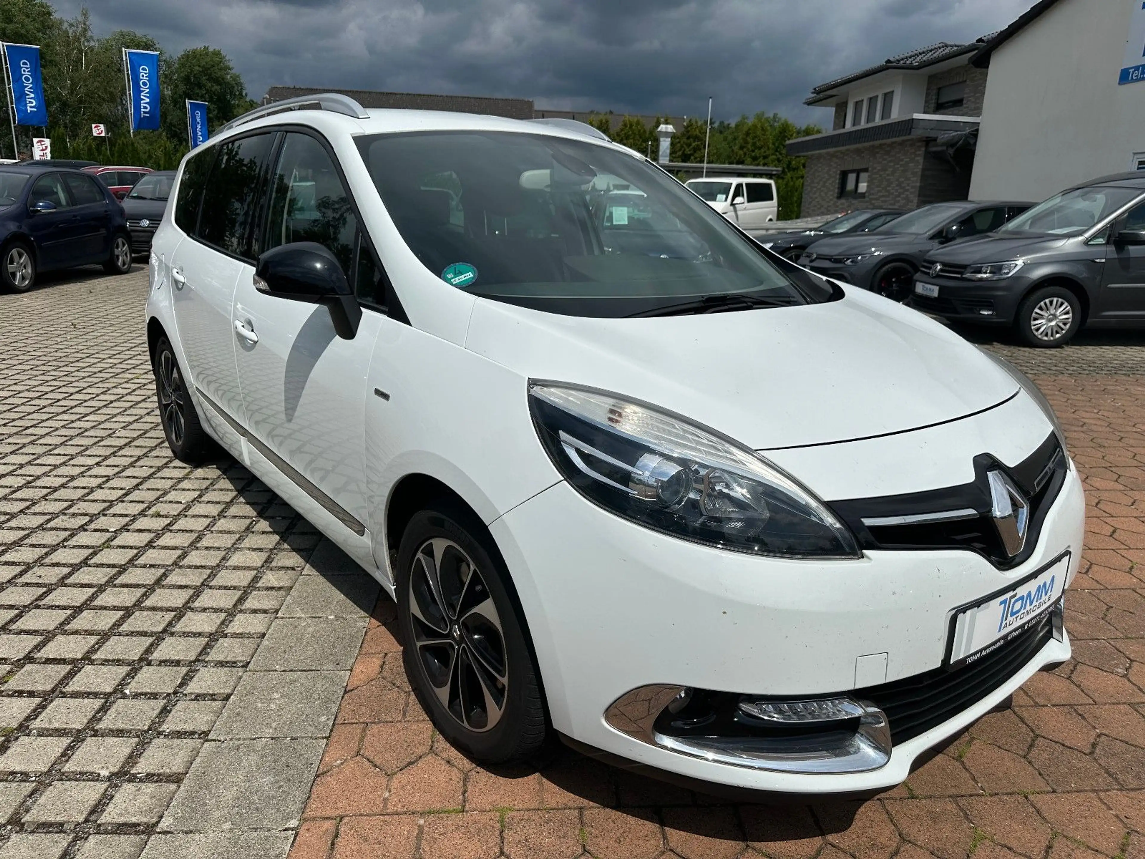 Renault Grand Scenic Scenic III 2.0 dCi Grand BOSE Edition/ 7-Sitzer — photo 2