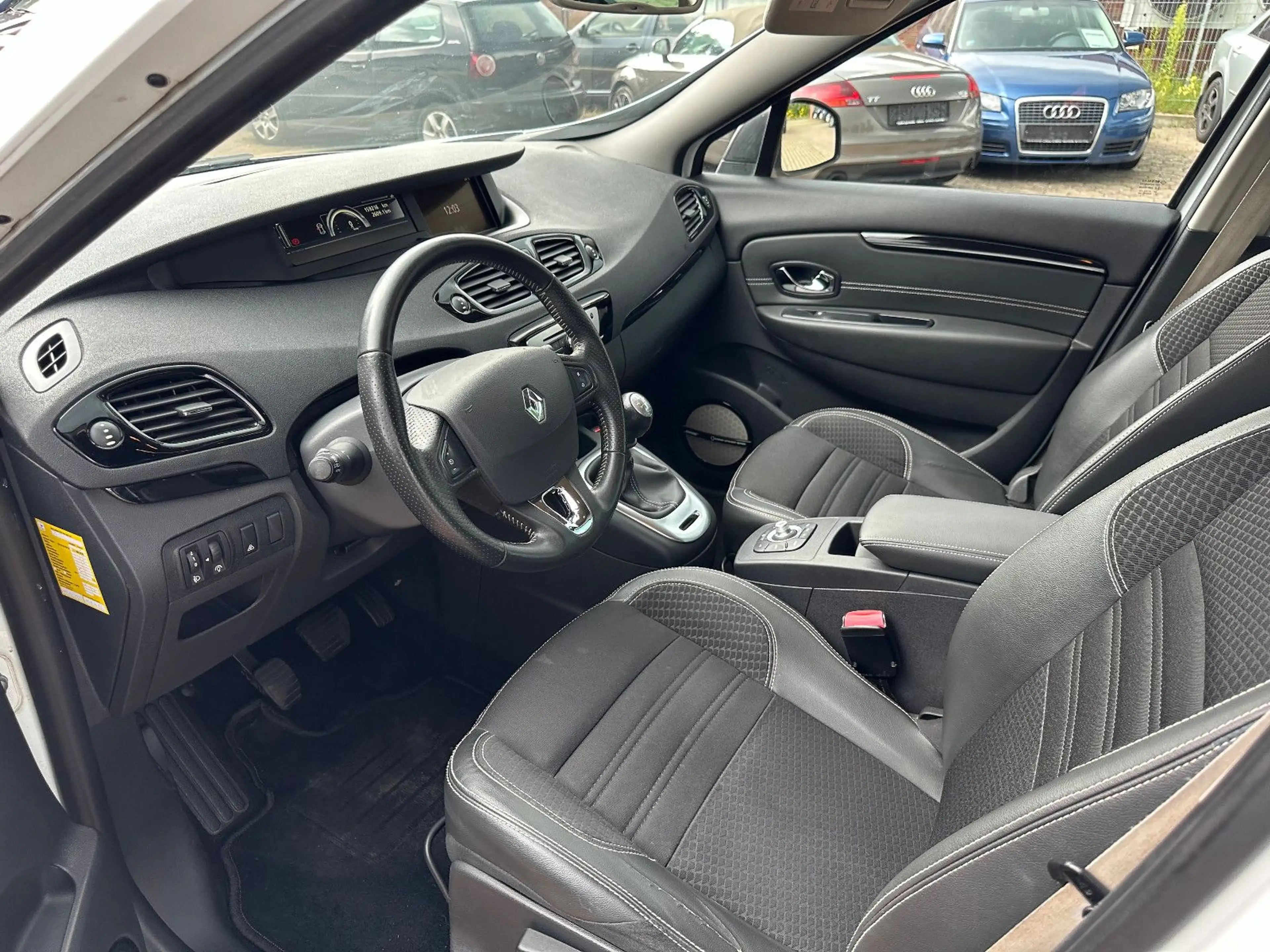 Renault Grand Scenic Scenic III 2.0 dCi Grand BOSE Edition/ 7-Sitzer — photo 8