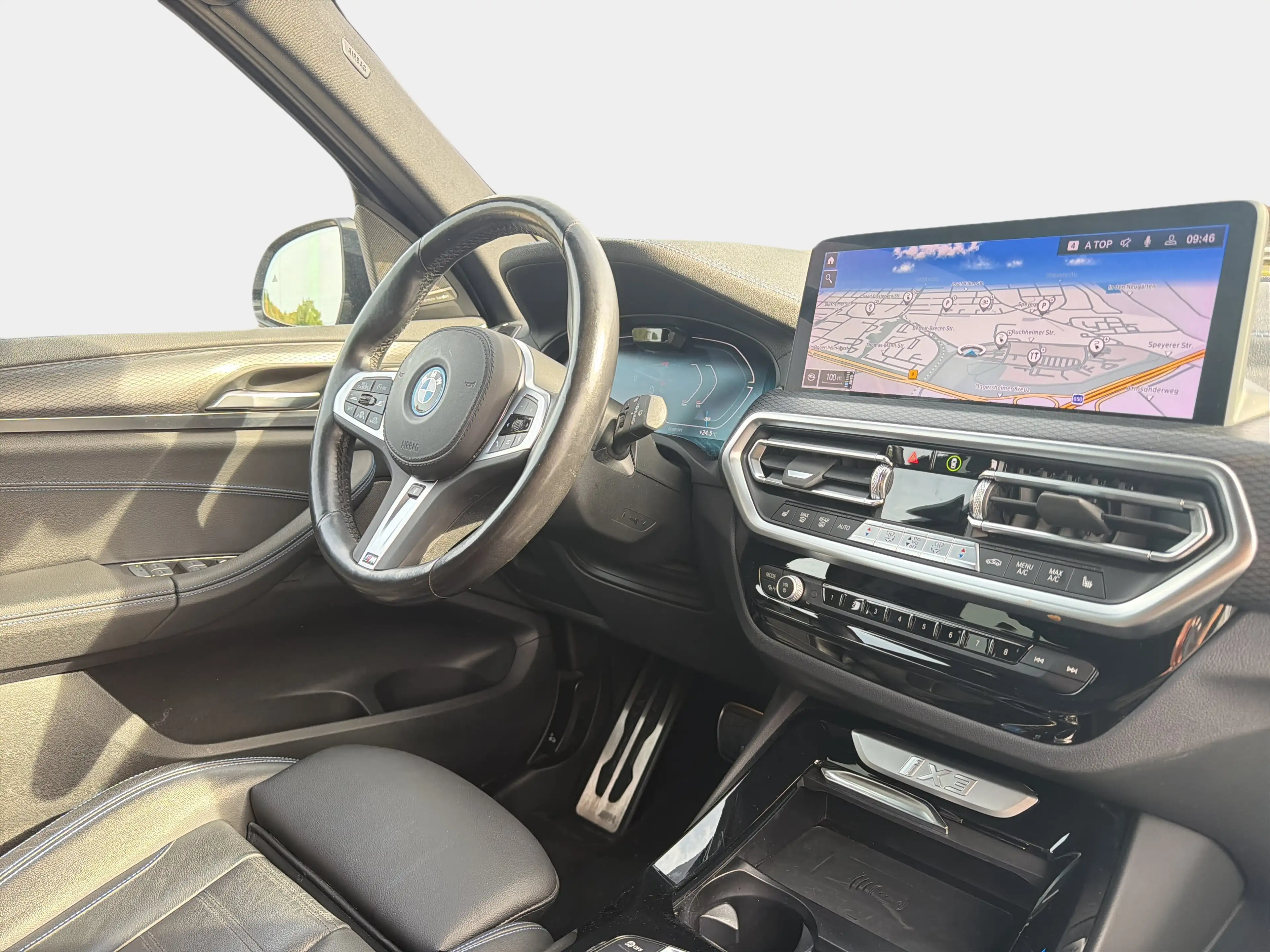 BMW iX3 M SPORT — photo 14