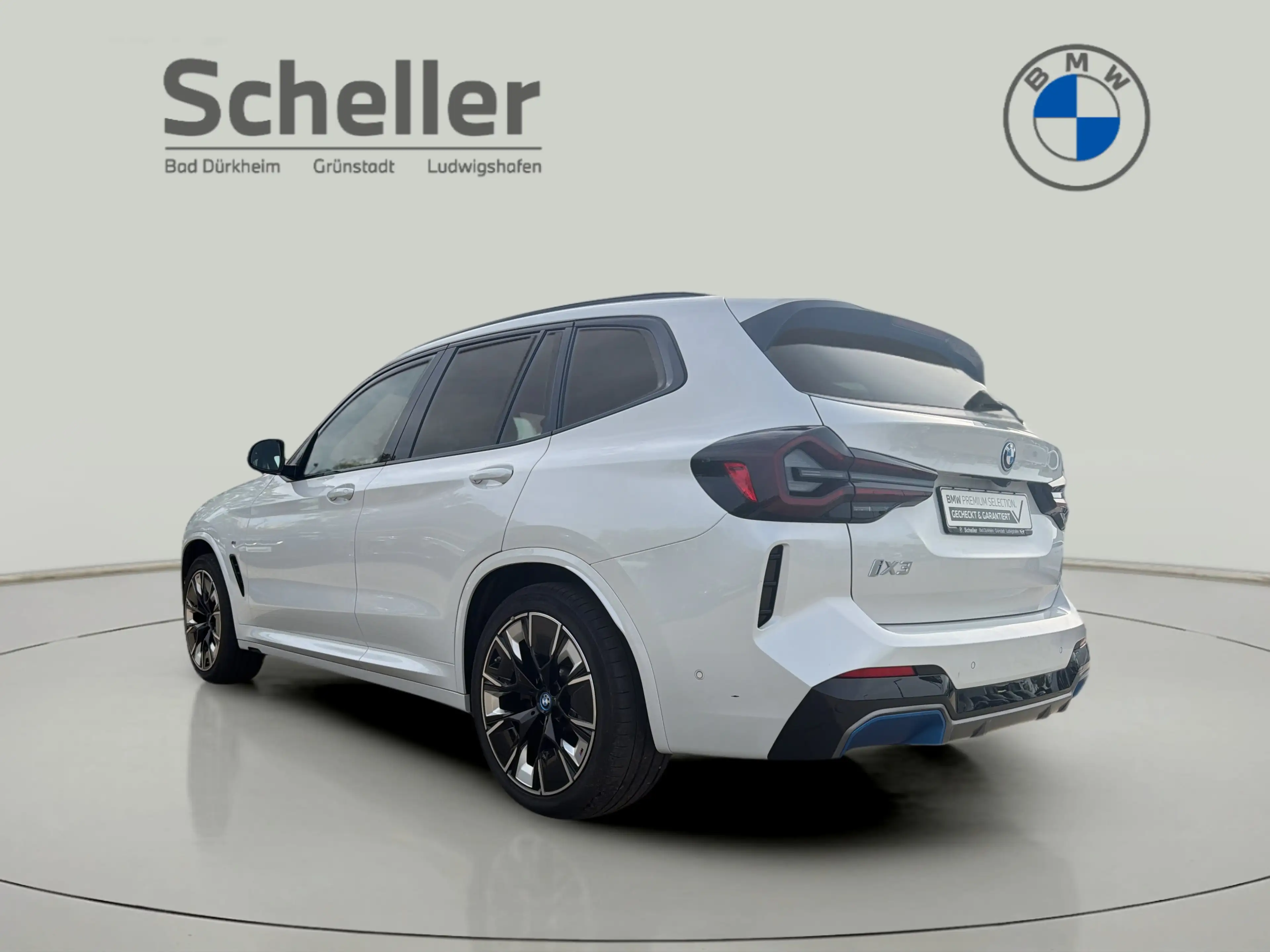 BMW iX3 M SPORT — photo 6