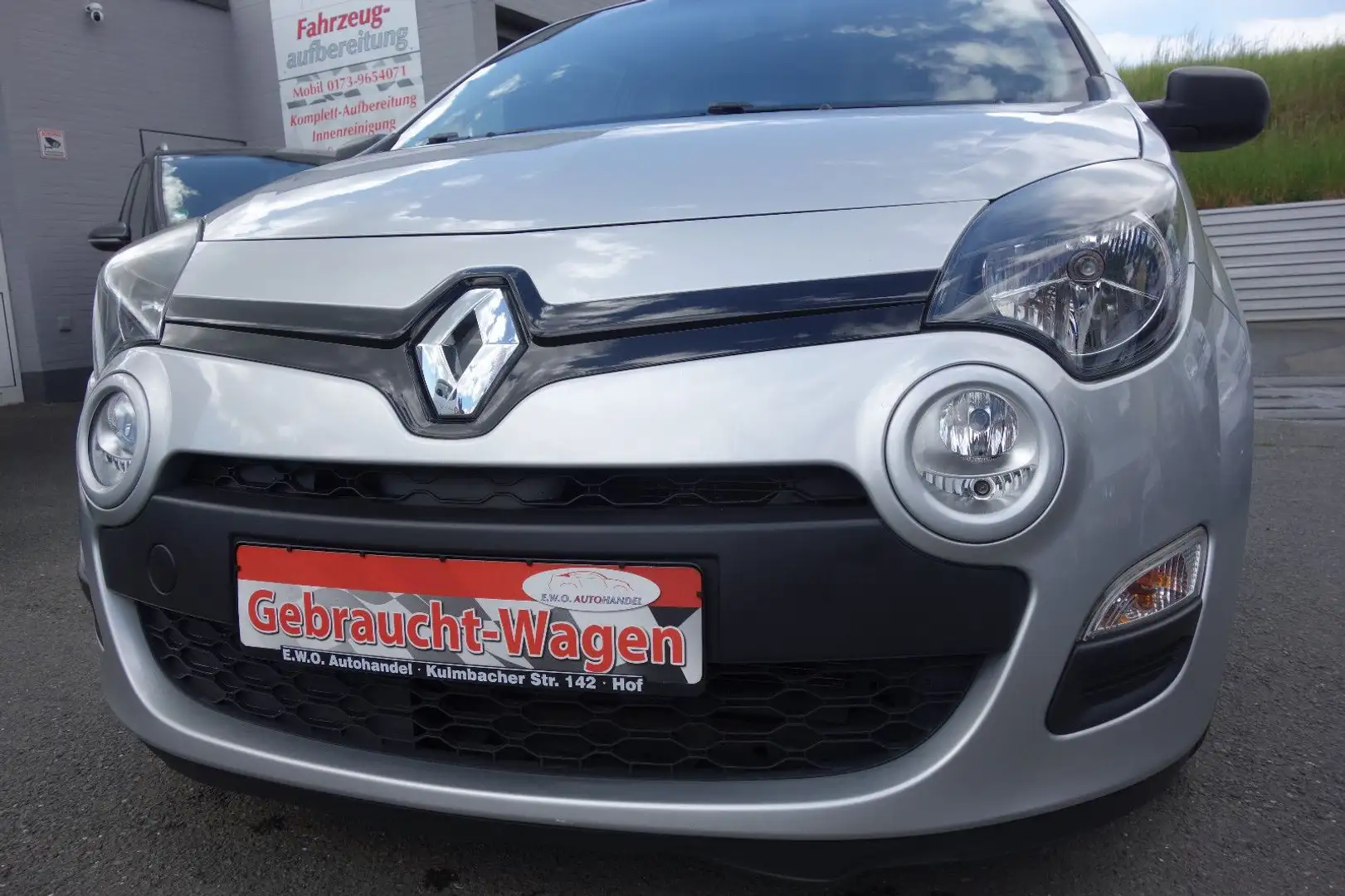 Renault Twingo Expression Grau - 2