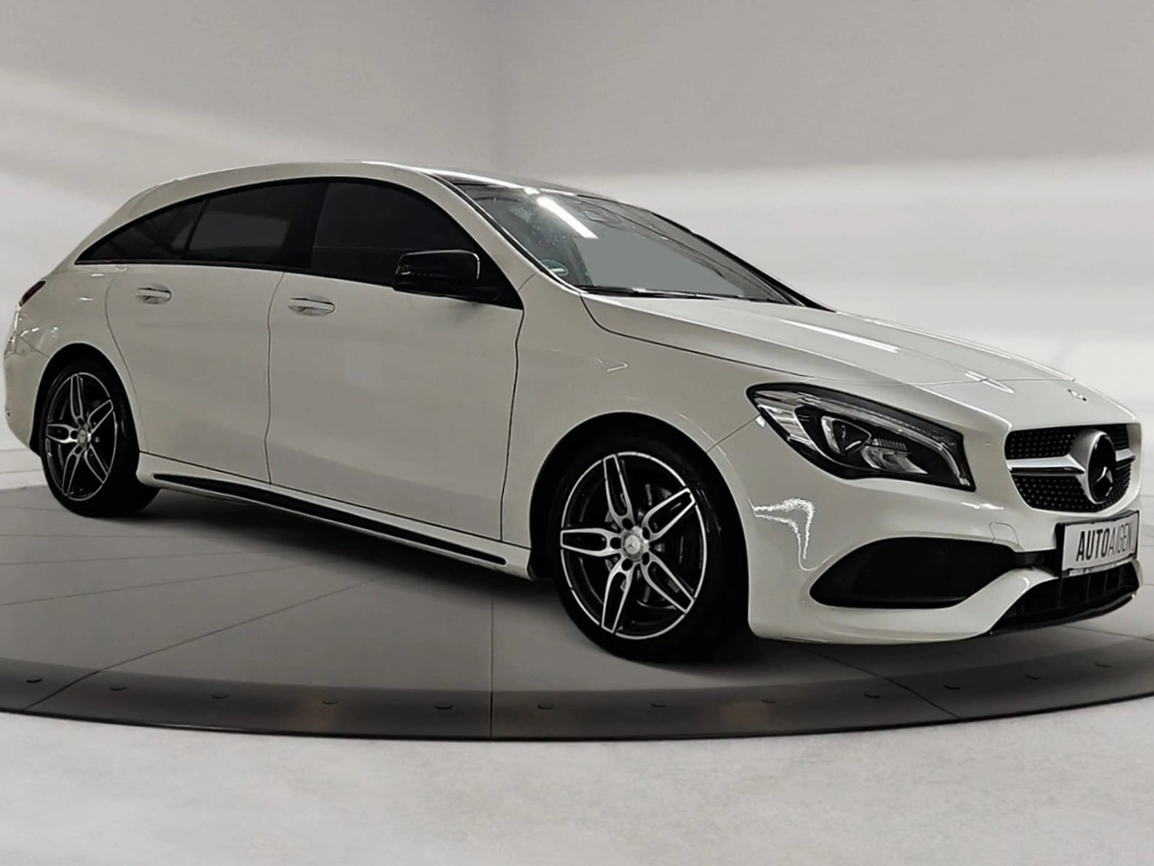 Mercedes-Benz CLA 220 4MATIC * AMG-EXKLUSIV * 2. BESITZ * KAMERA * AHK * — photo 7