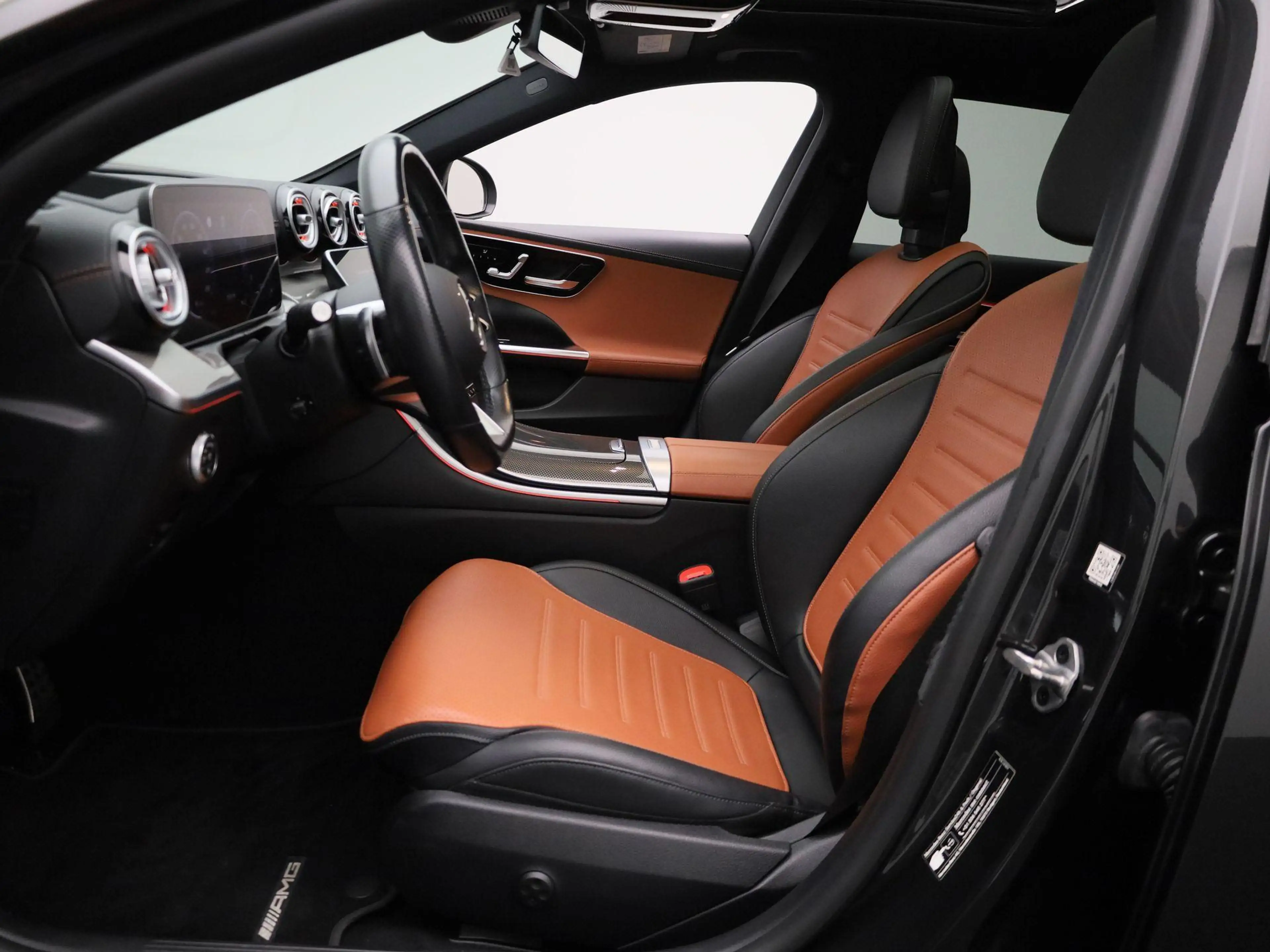 Mercedes-Benz C 200 Estate Launch Edition AMG Line — photo 12