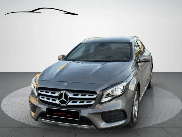 Mercedes-Benz GLA 180