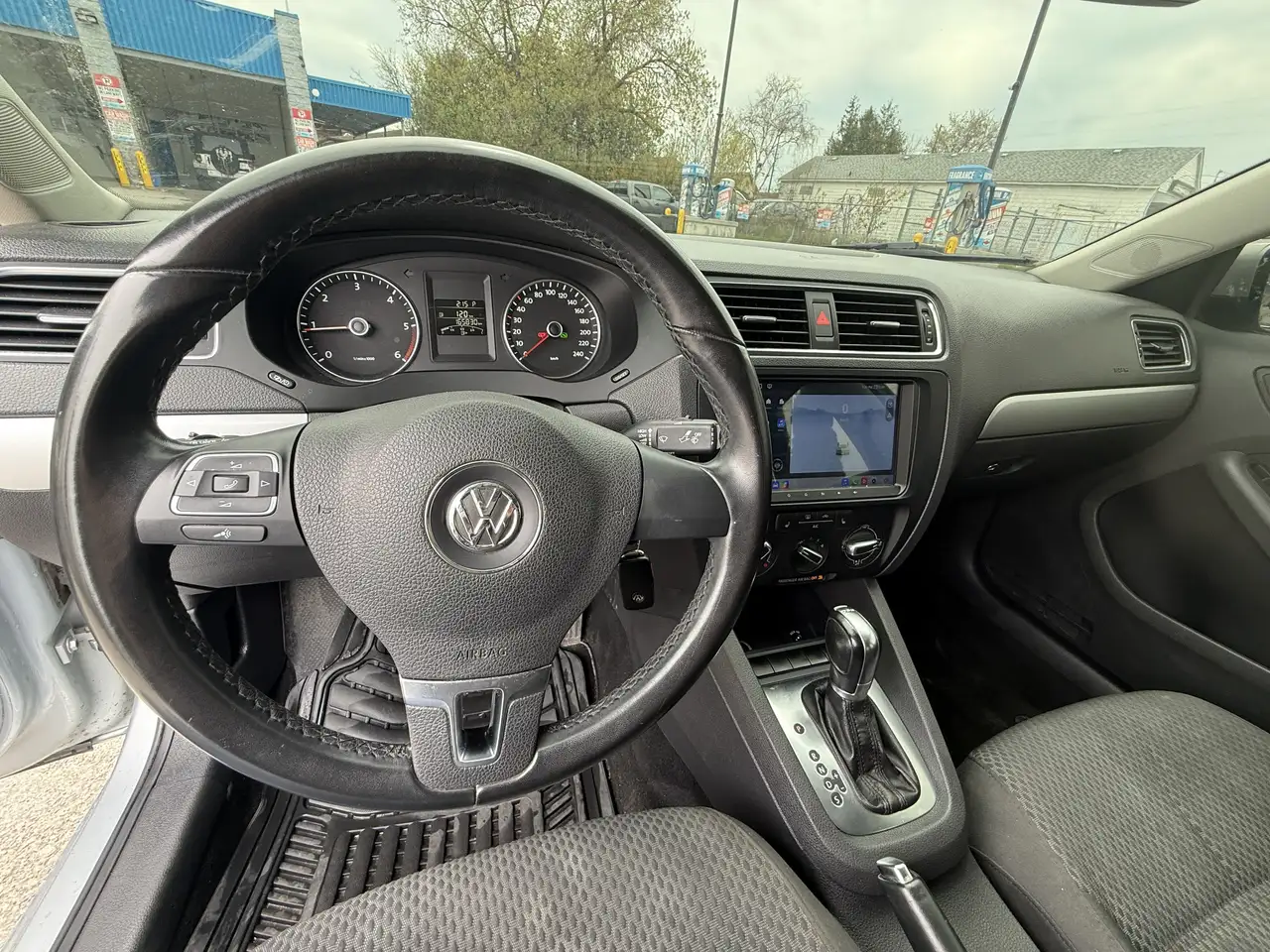 Volkswagen Jetta снимка Volkswagen Jetta