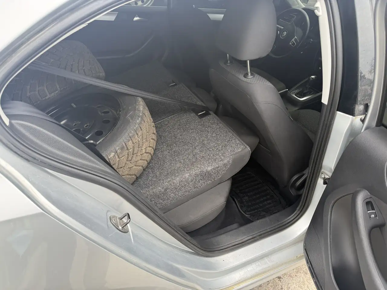 Volkswagen Jetta снимка Volkswagen Jetta