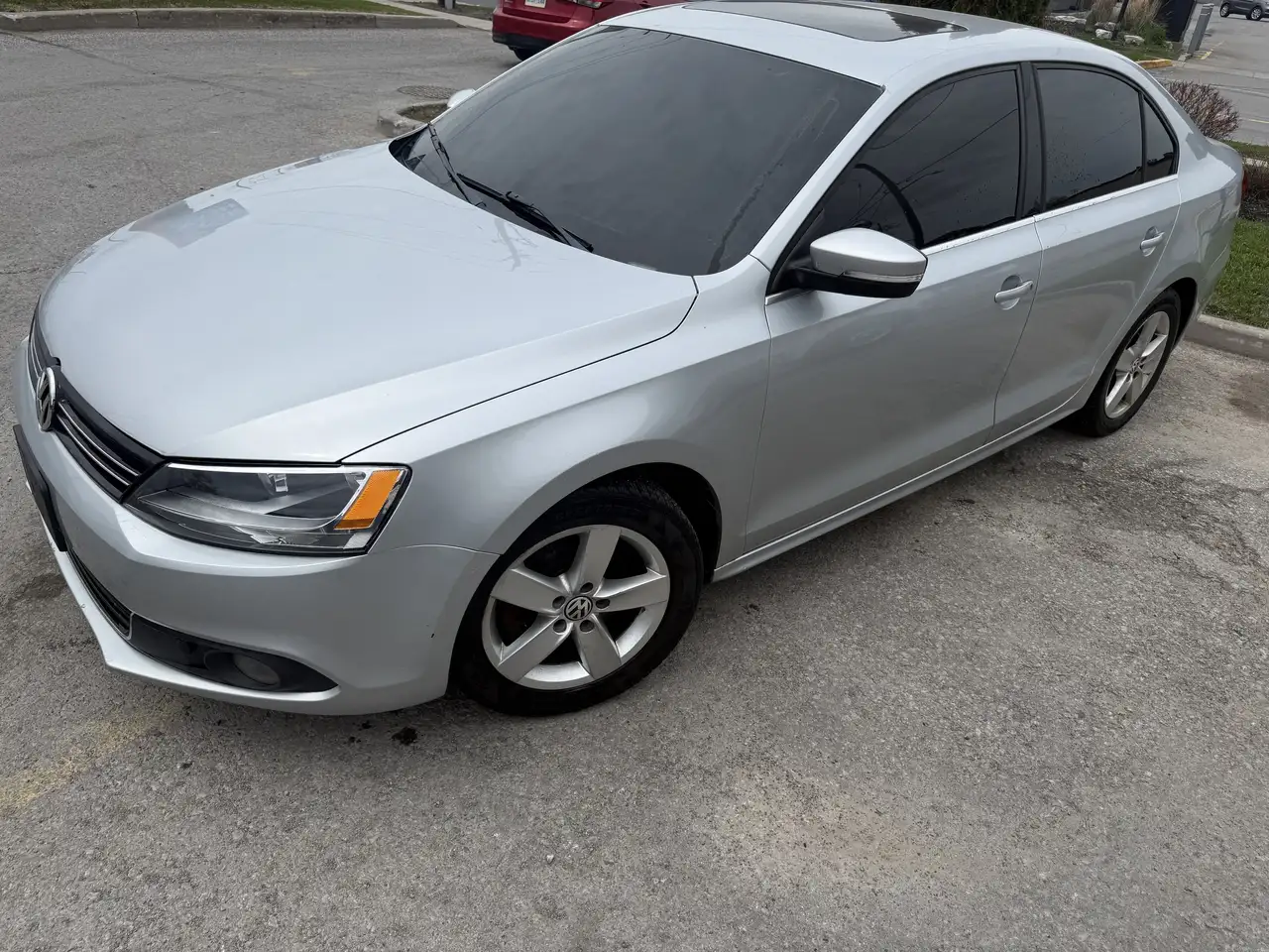 Volkswagen Jetta снимка Volkswagen Jetta