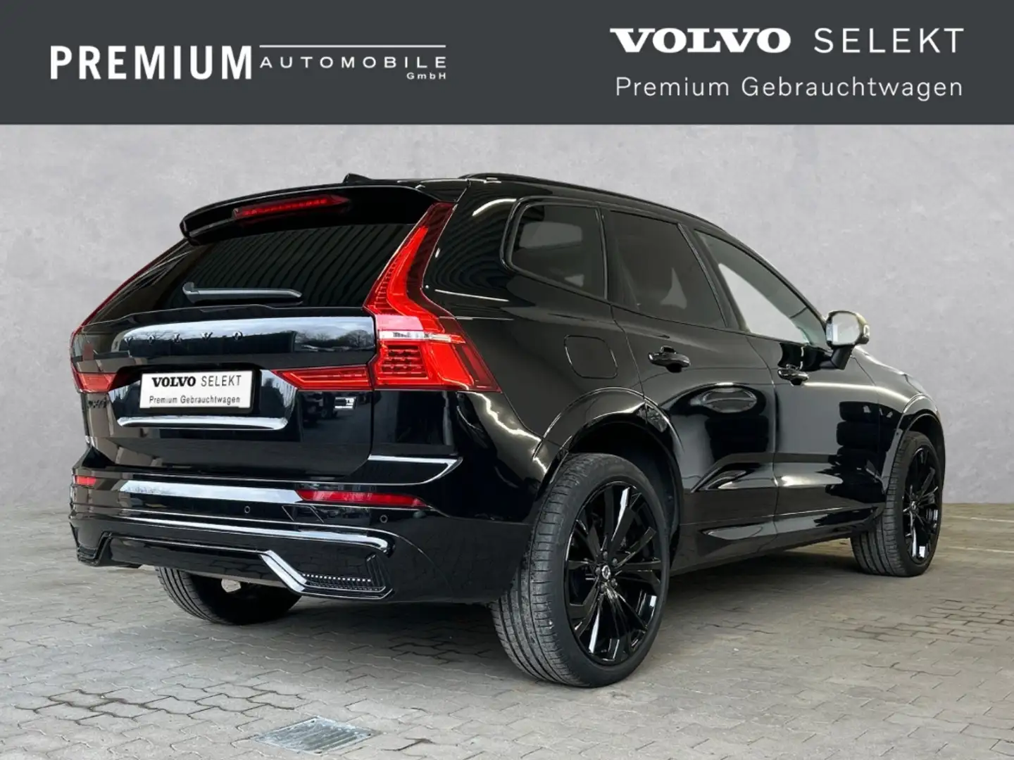 Volvo XC60 Ultra Black Edition T8 AHK/Pano/H&K/21'' Negro - 2