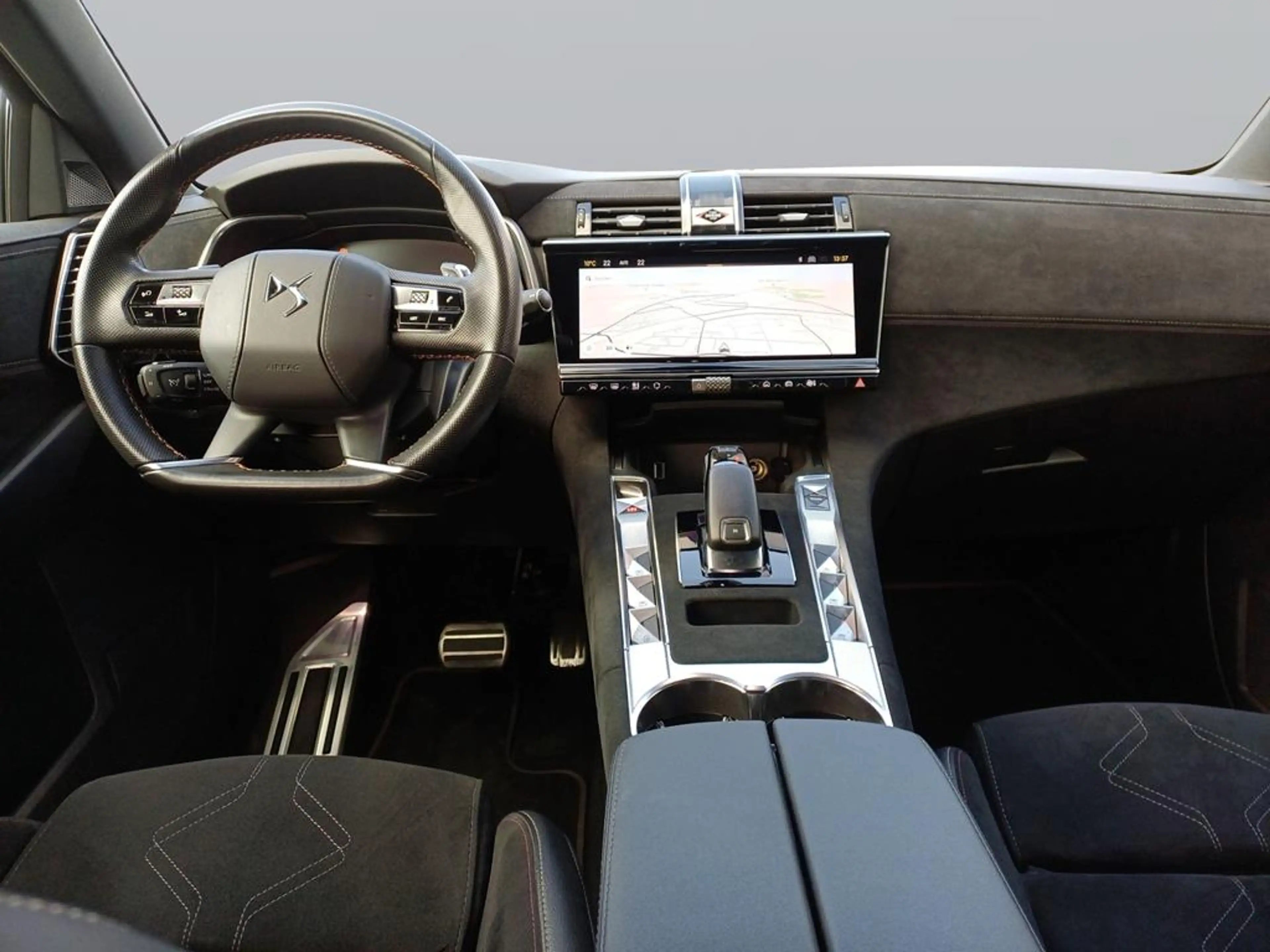 DS Automobiles DS 7 DS 7 PERFORMANCE LINE + BlueHDi 130 EAT8 — photo 9