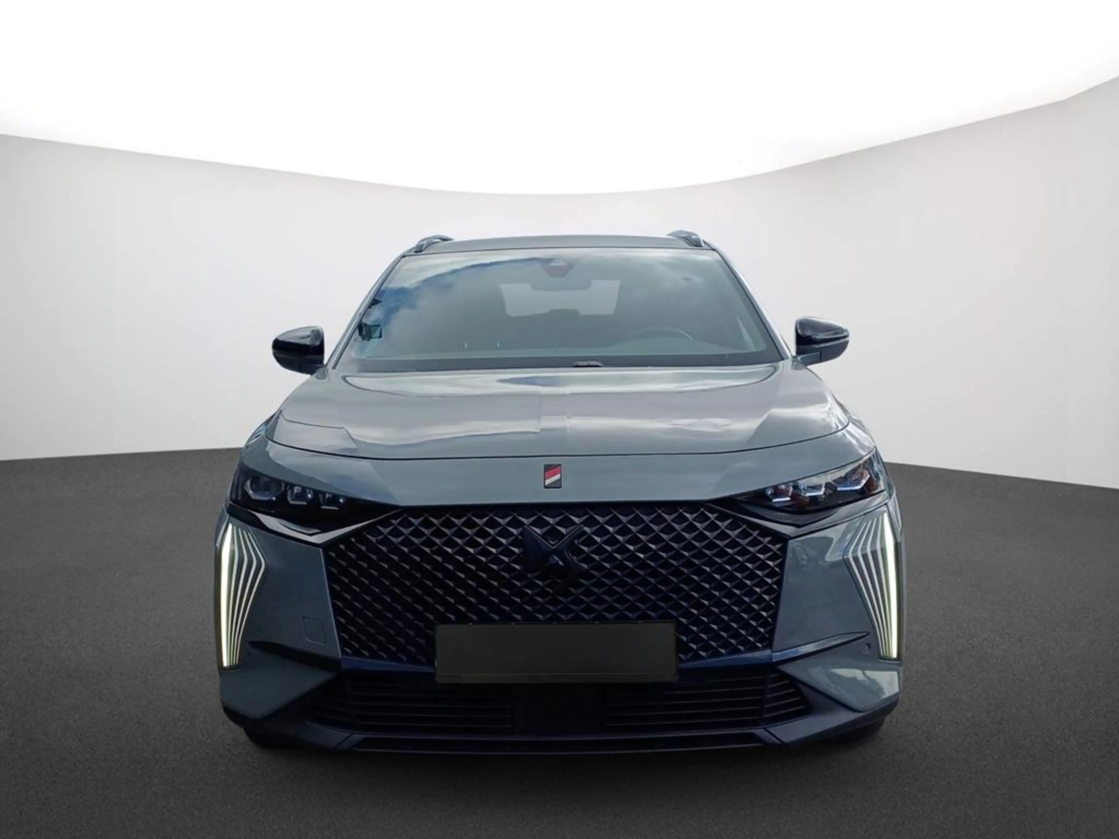 DS Automobiles DS 7 DS 7 PERFORMANCE LINE + BlueHDi 130 EAT8 — photo 2