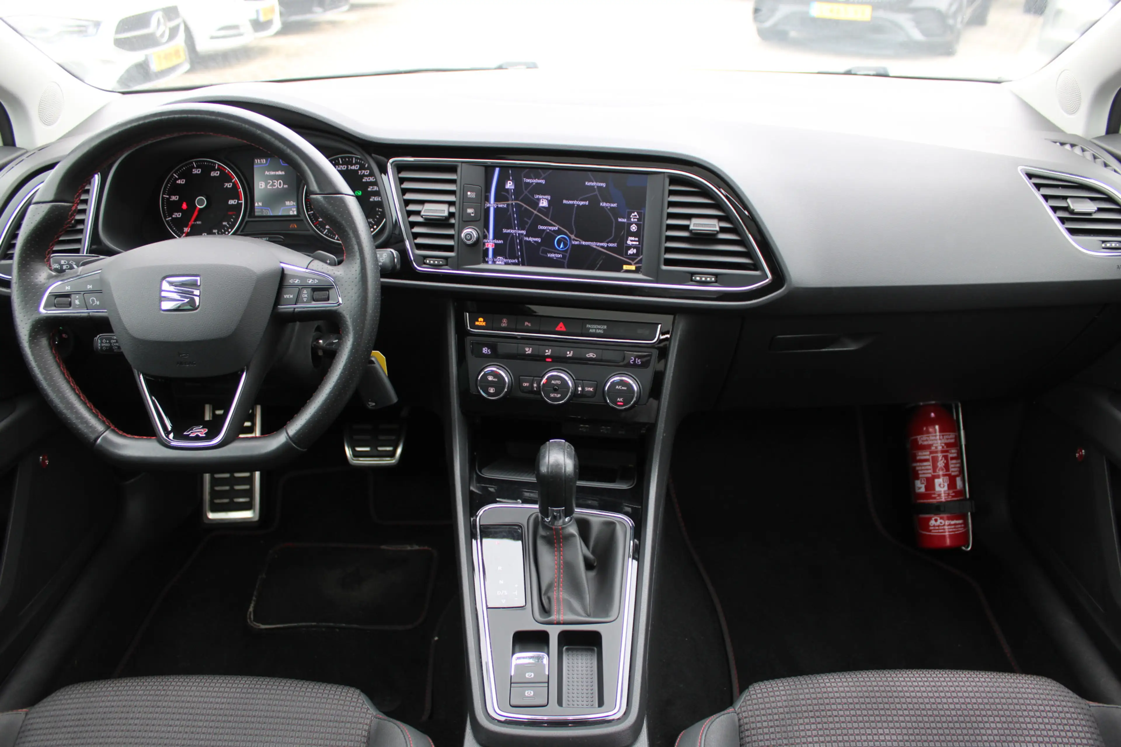 SEAT Leon ST 1.5 TSI FR Business Intense PANORAMADAK ACC — photo 2