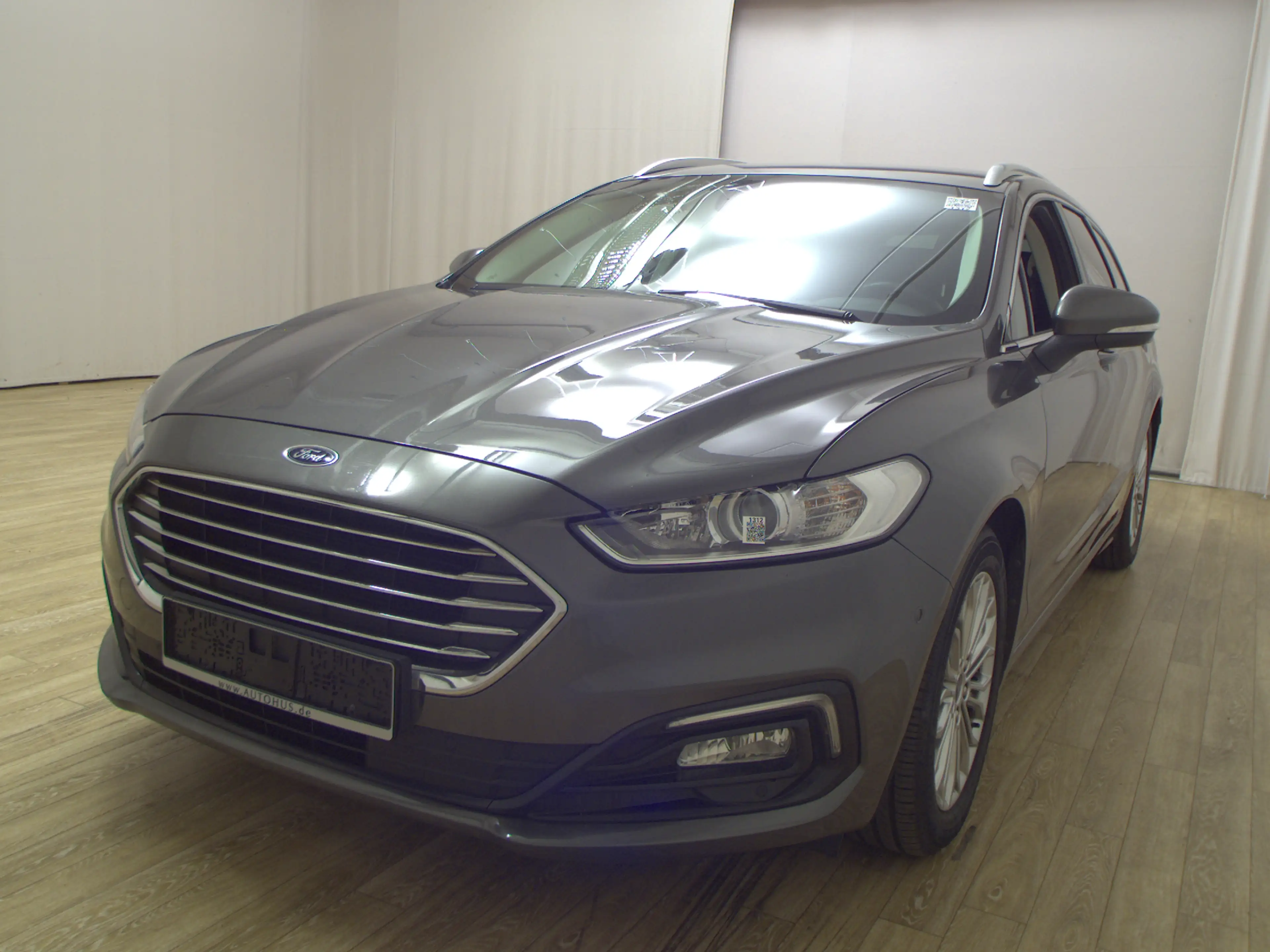 Ford Mondeo Turnier 2.0 EB Titanium Navi RFK 4xShz SPORTSITZE KLIMAAUT RADIO MFL SHZ AHK KAMERA — photo 2