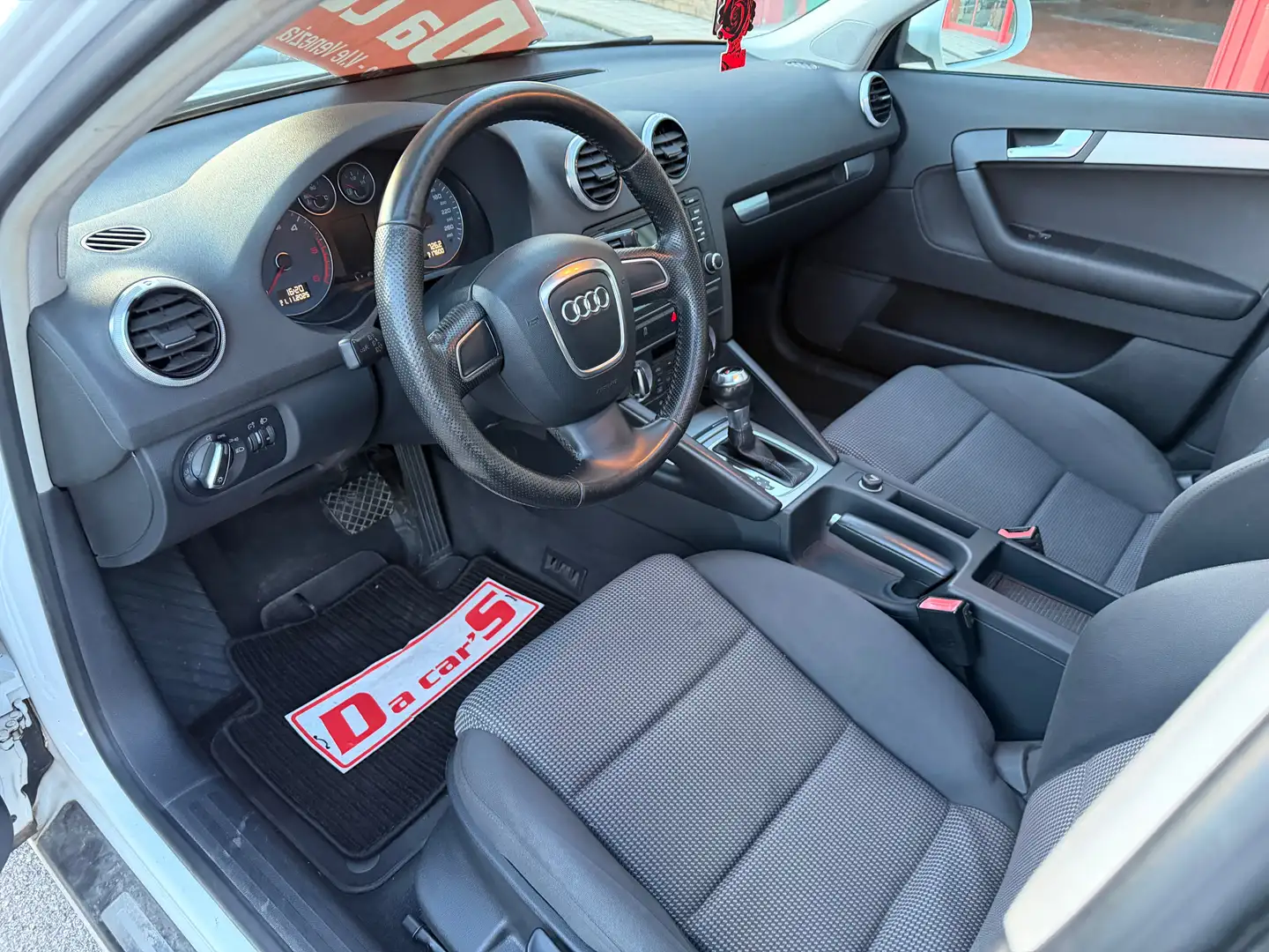 Audi A3 Sportback 1.6 tdi Attraction s-tronic Blanc - 2