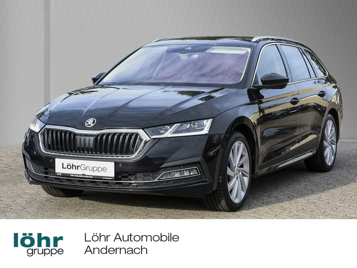 Skoda Octavia Combi 2.0 TDI DSG Style Schwarz - 1