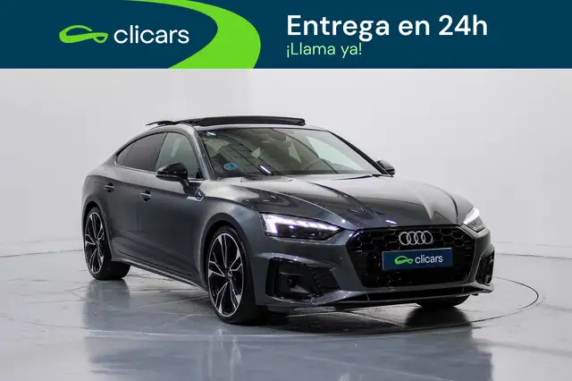 Audi A5 view 3