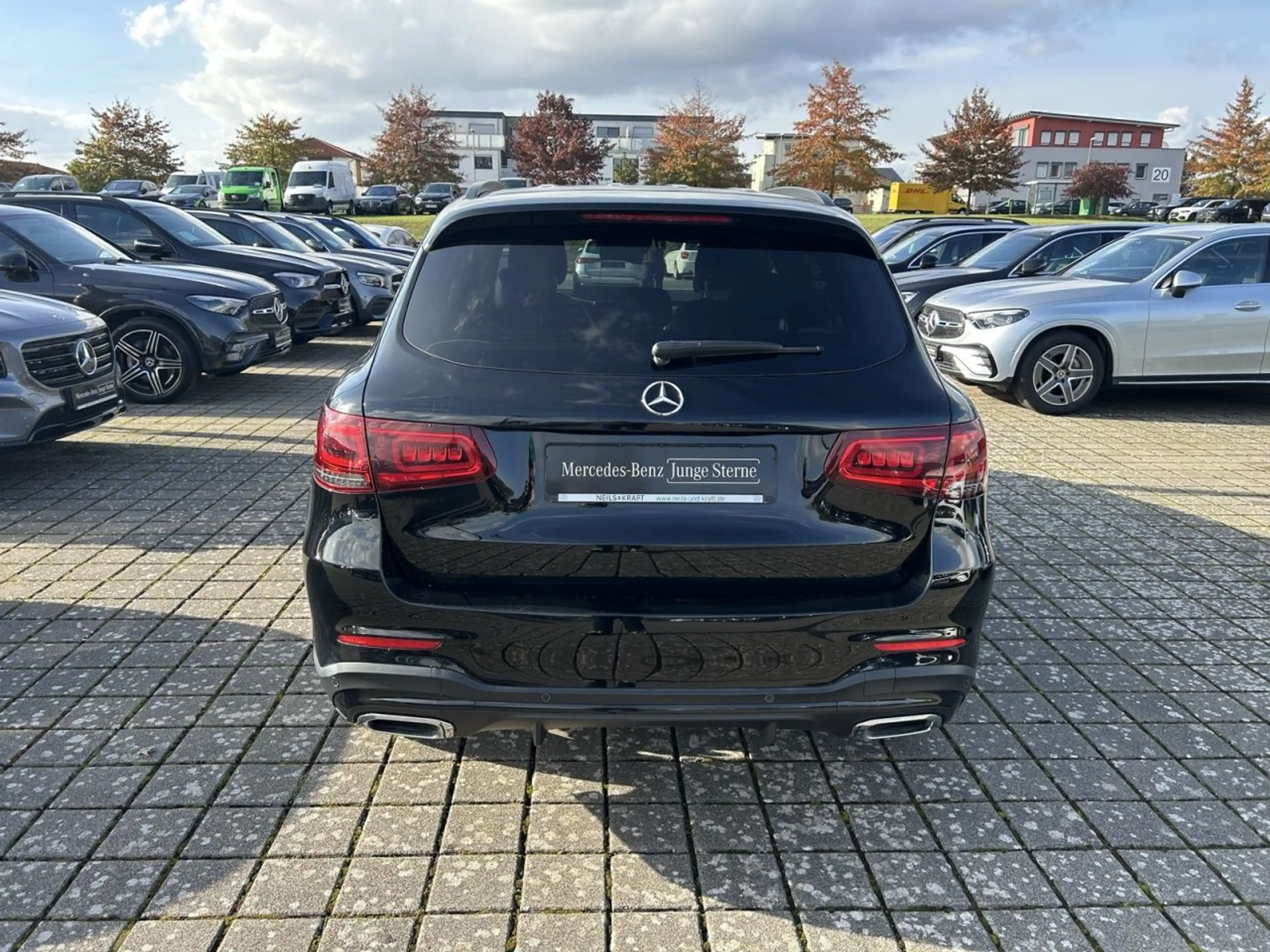 Mercedes-Benz GLC 400 d 4M AMG+BURM+NIGHT+AHK+KAM+LED+Keyl+PDC — photo 7