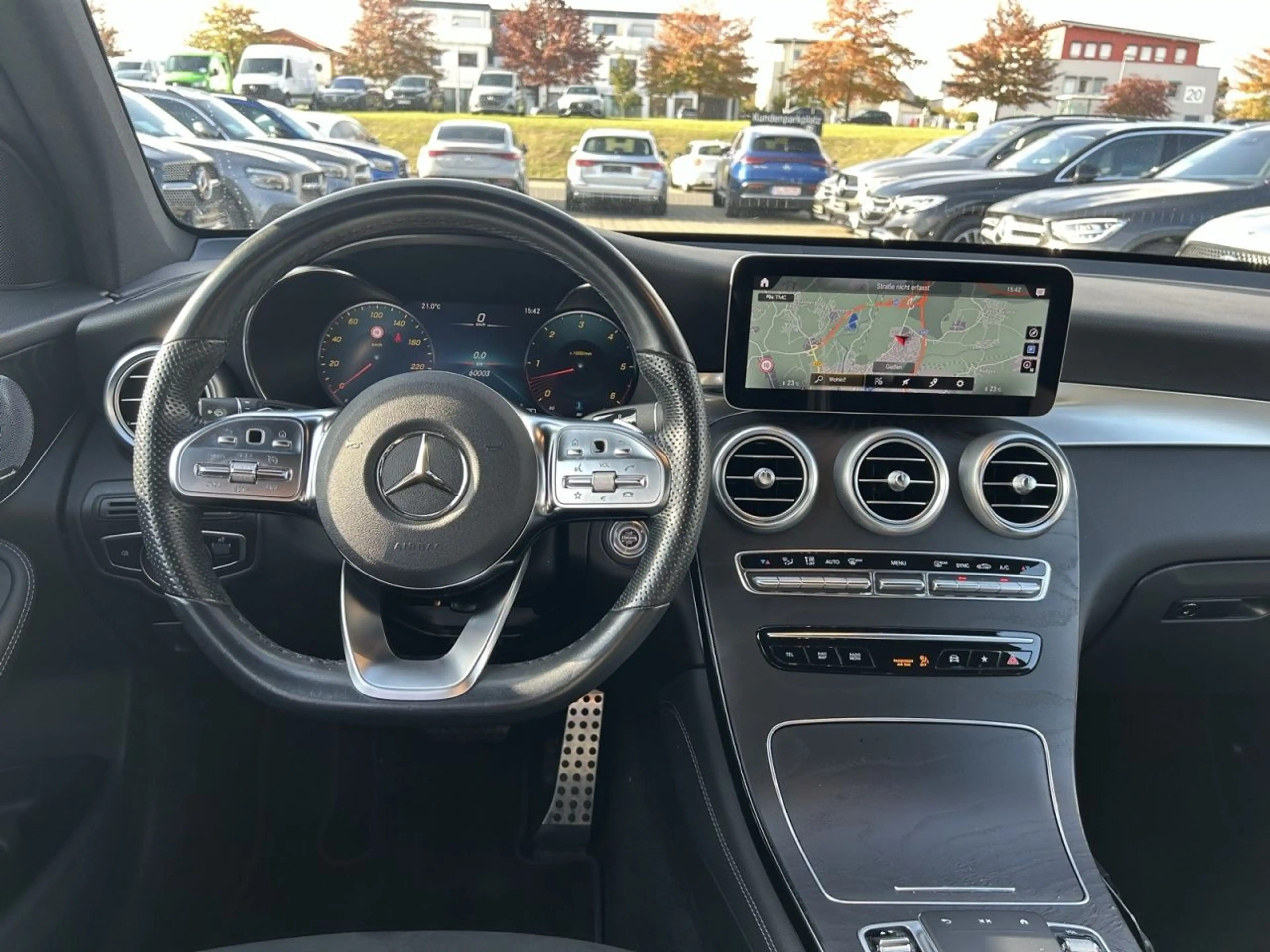 Mercedes-Benz GLC 400 d 4M AMG+BURM+NIGHT+AHK+KAM+LED+Keyl+PDC — photo 15