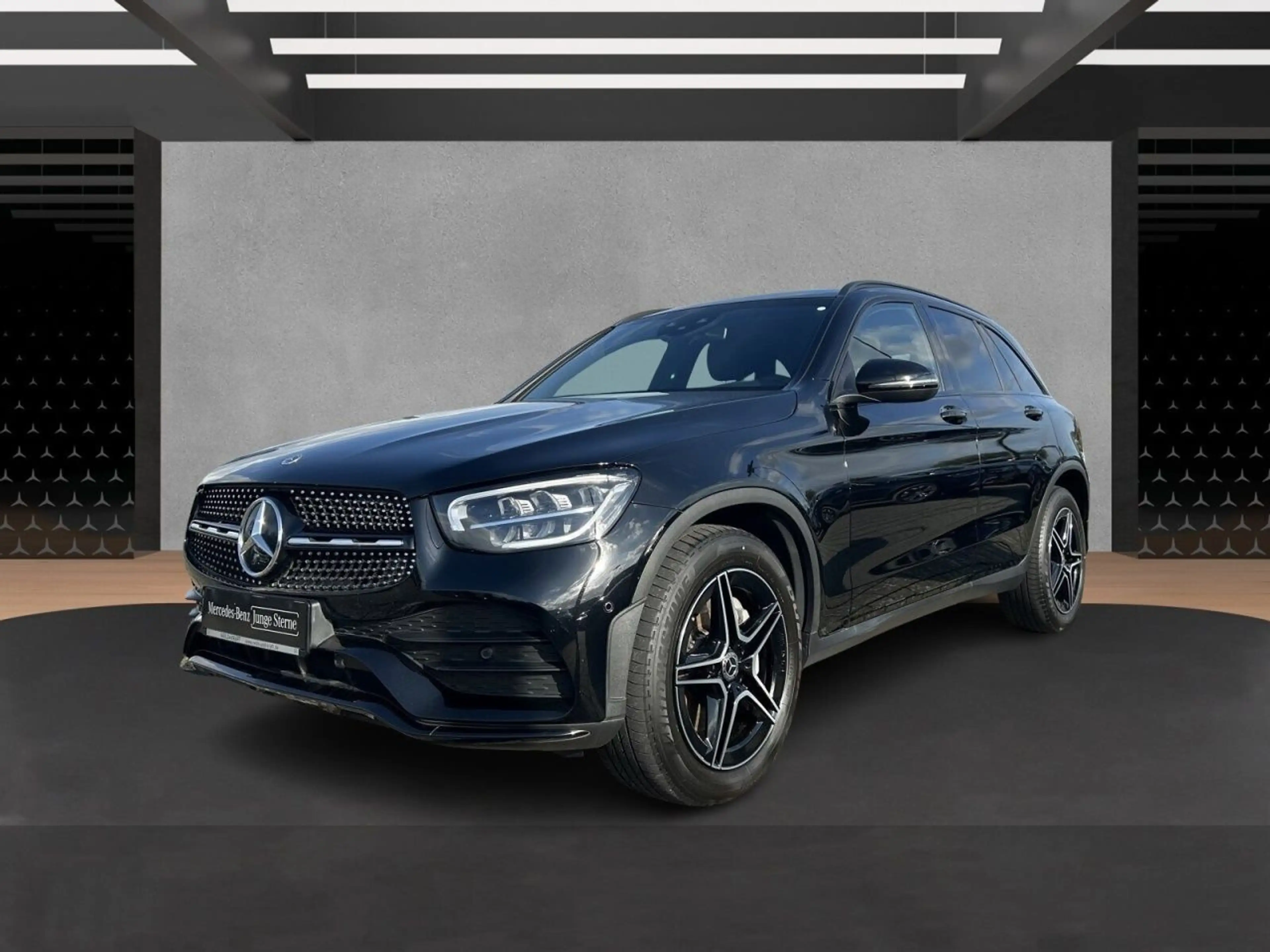 Mercedes-Benz GLC 400 d 4M AMG+BURM+NIGHT+AHK+KAM+LED+Keyl+PDC — photo 2