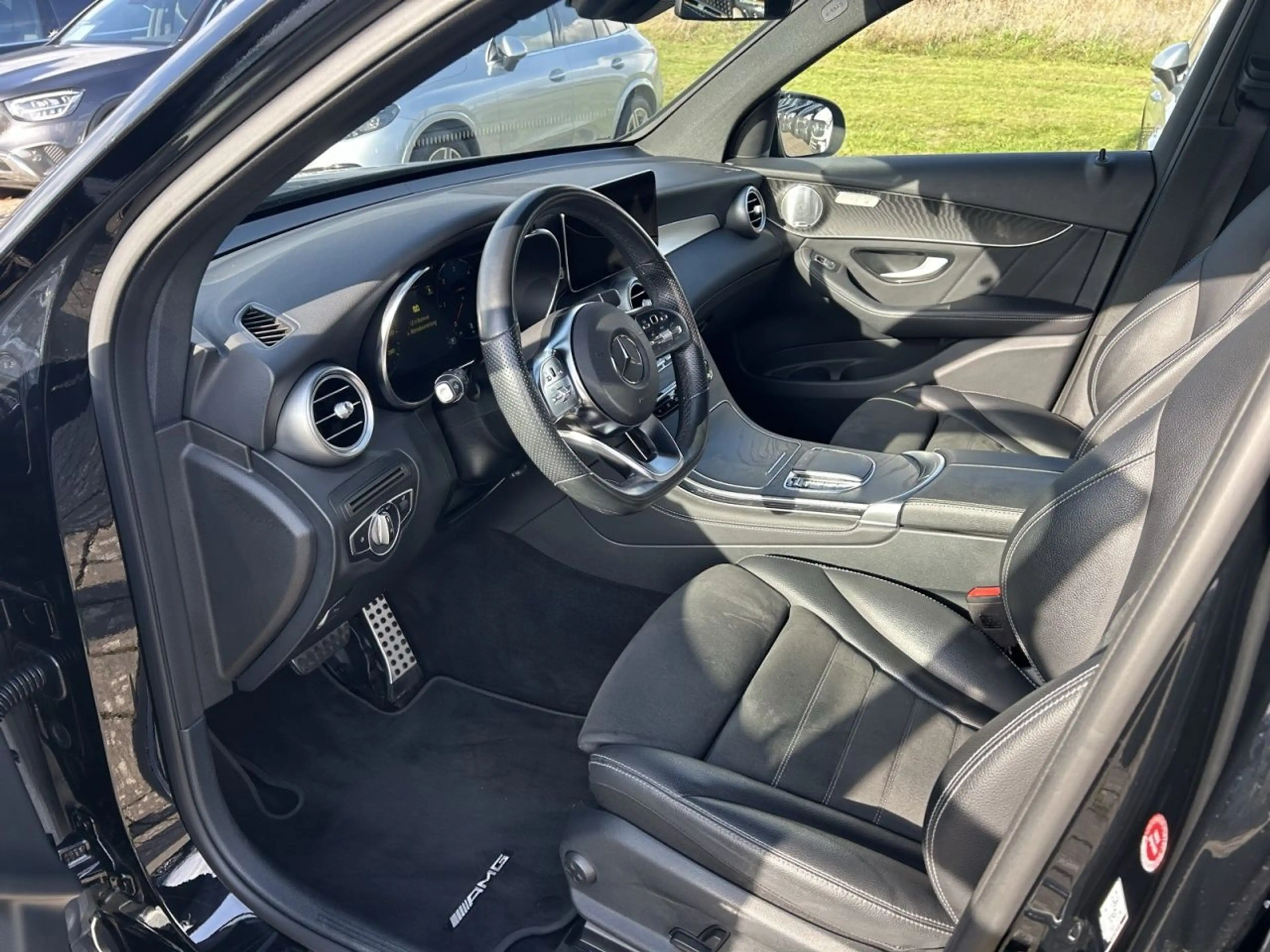 Mercedes-Benz GLC 400 d 4M AMG+BURM+NIGHT+AHK+KAM+LED+Keyl+PDC — photo 12