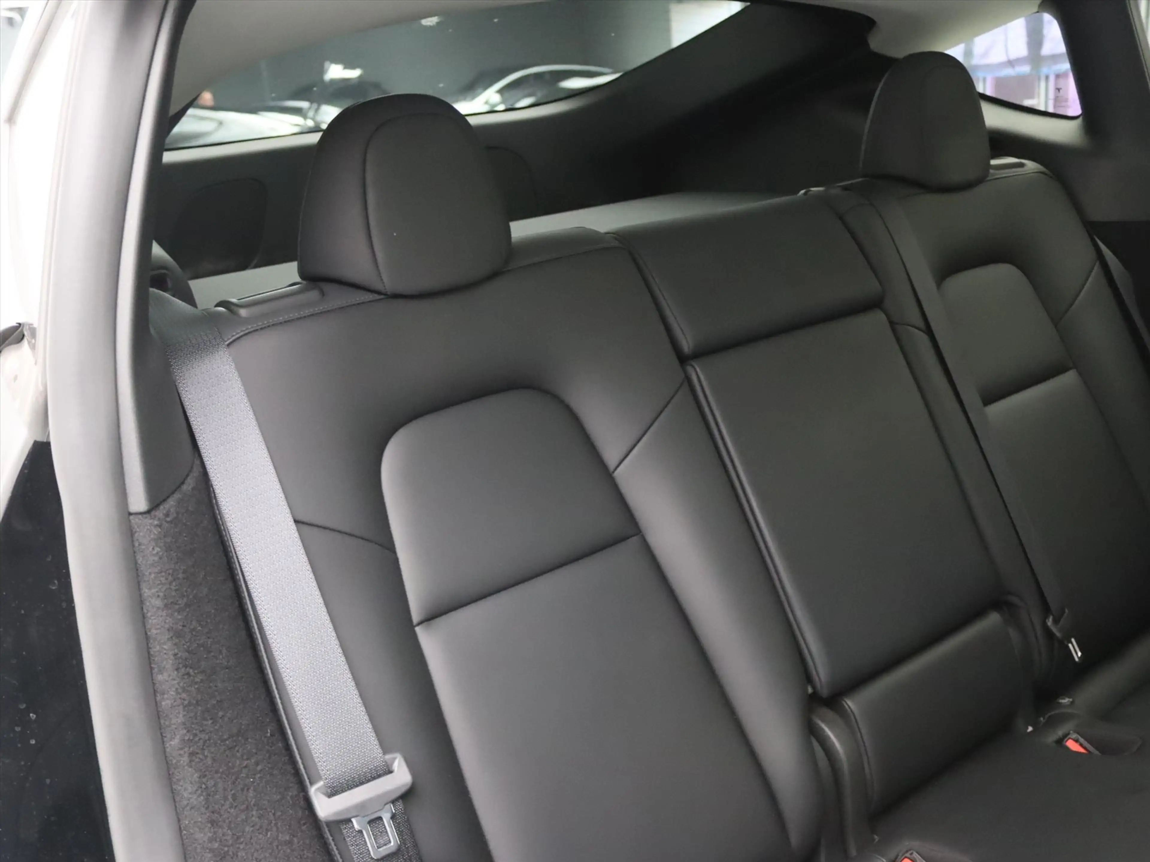 Tesla Model Y Long-Range RWD 299pk 97.9% SoH [ HW4+FSD MOGELIJK! — photo 13