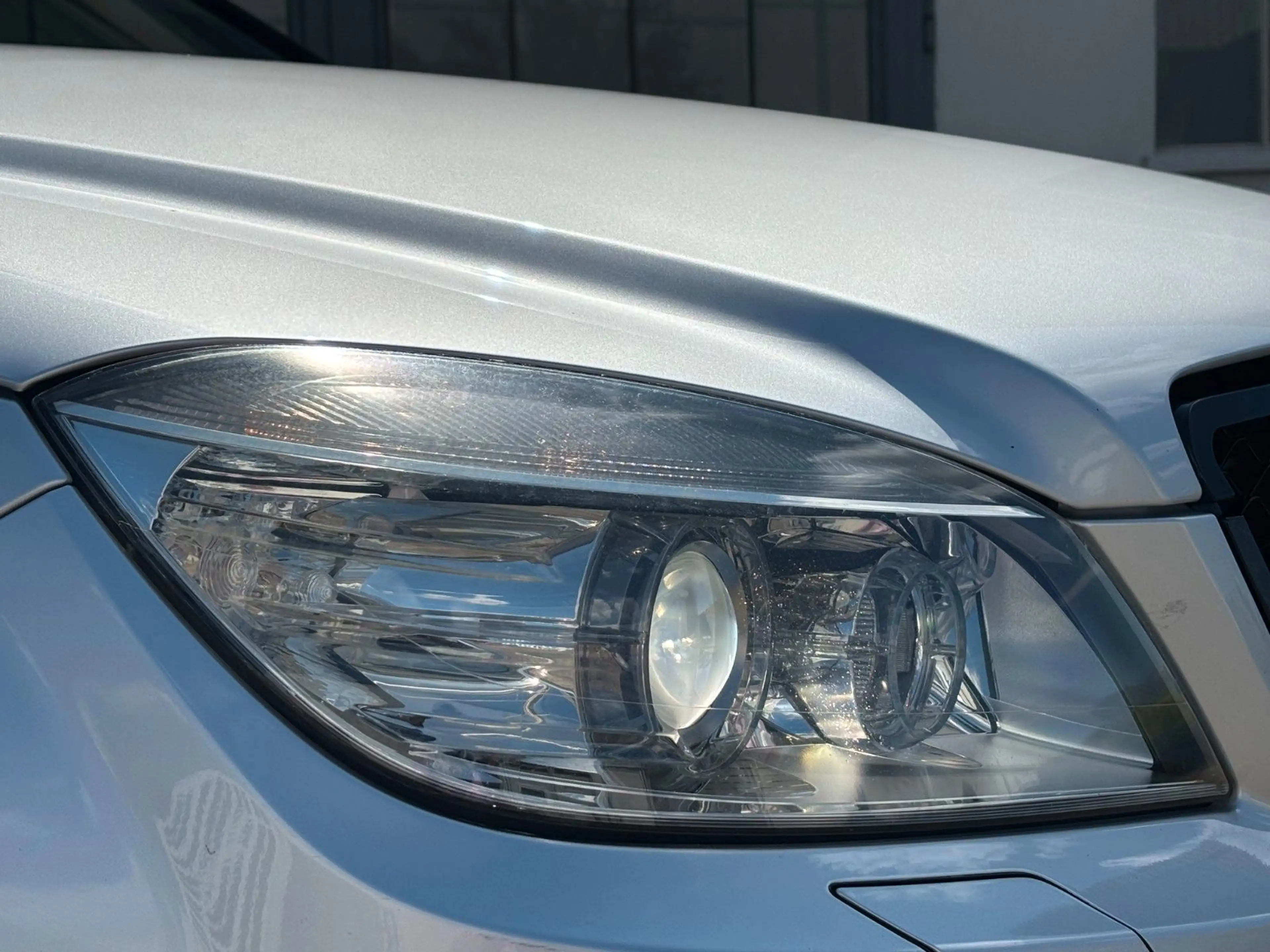 Mercedes-Benz C 250 CGI Lim*Avantgarde*Xenon*Navi*Scheckheft* — photo 8