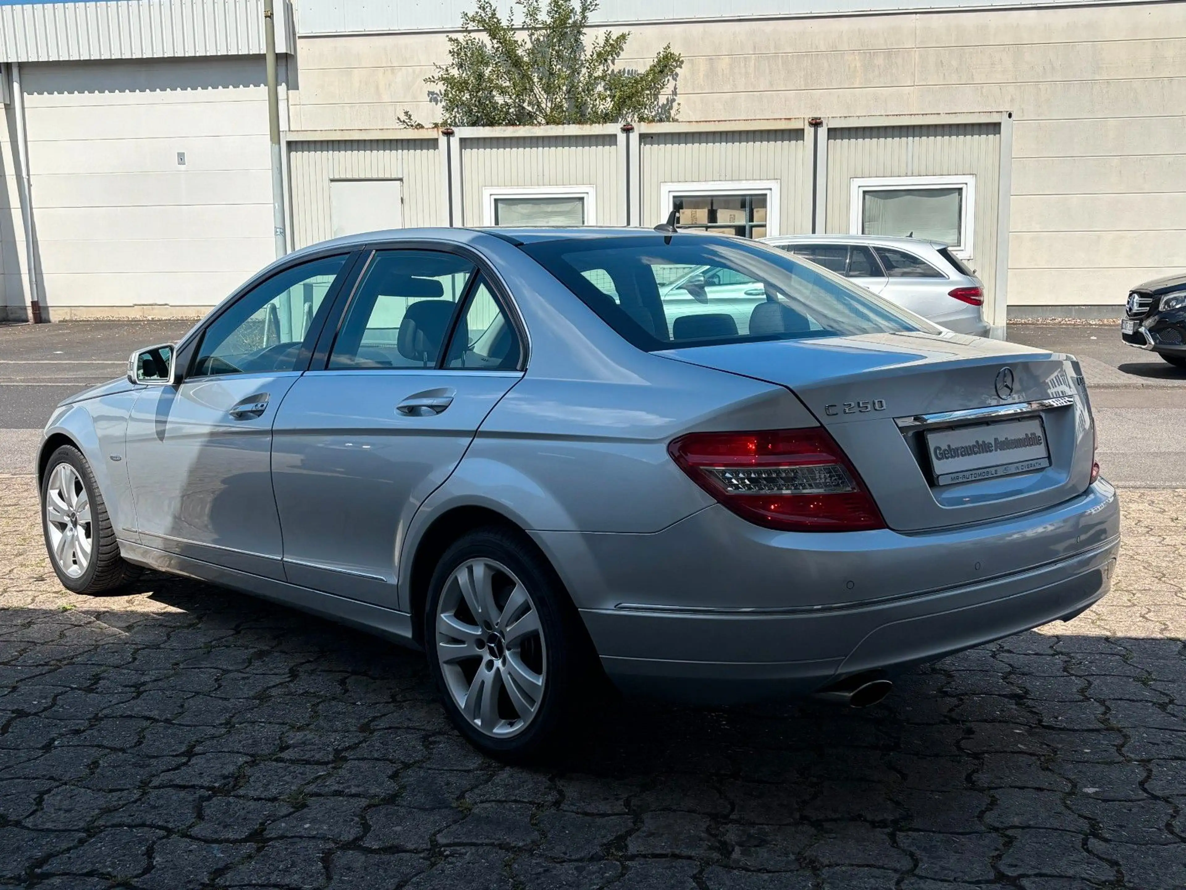 Mercedes-Benz C 250 CGI Lim*Avantgarde*Xenon*Navi*Scheckheft* — photo 10