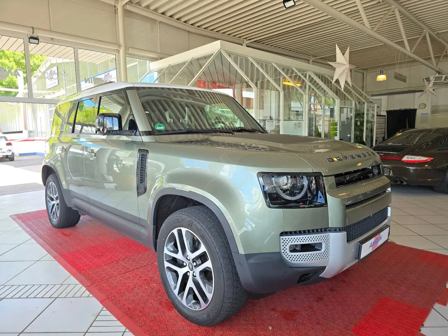Land Rover Defender 110 P400e AWD S STANDH+PANO+HUD+360° Grün - 1