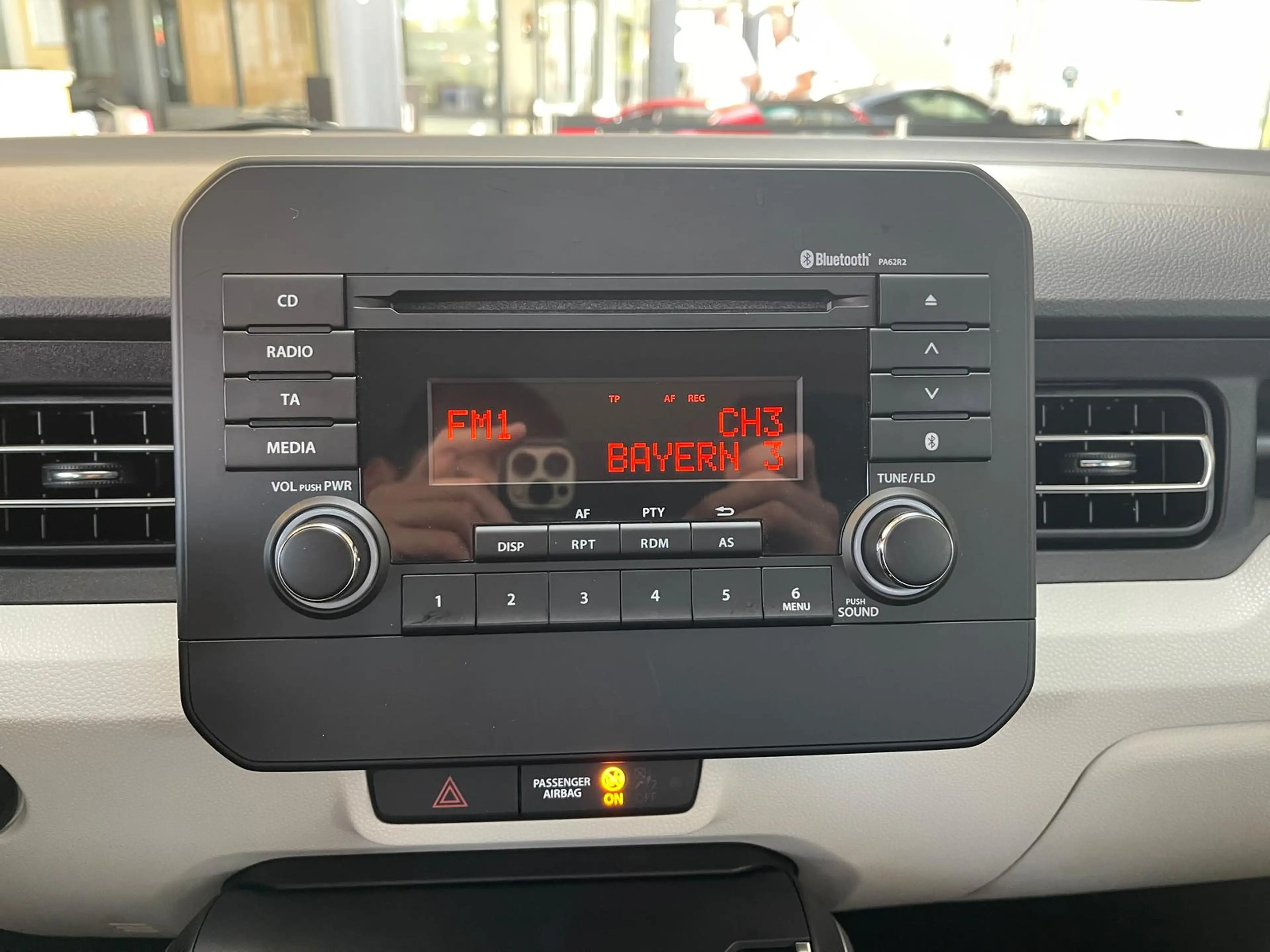 Suzuki Ignis 1.2 Intro Edition+ Allgrip+LED+Alu+Klimaa+ — photo 12