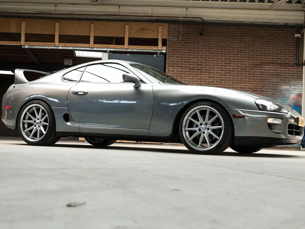 Toyota Supra 3.0i Twin Turbo, foto 2