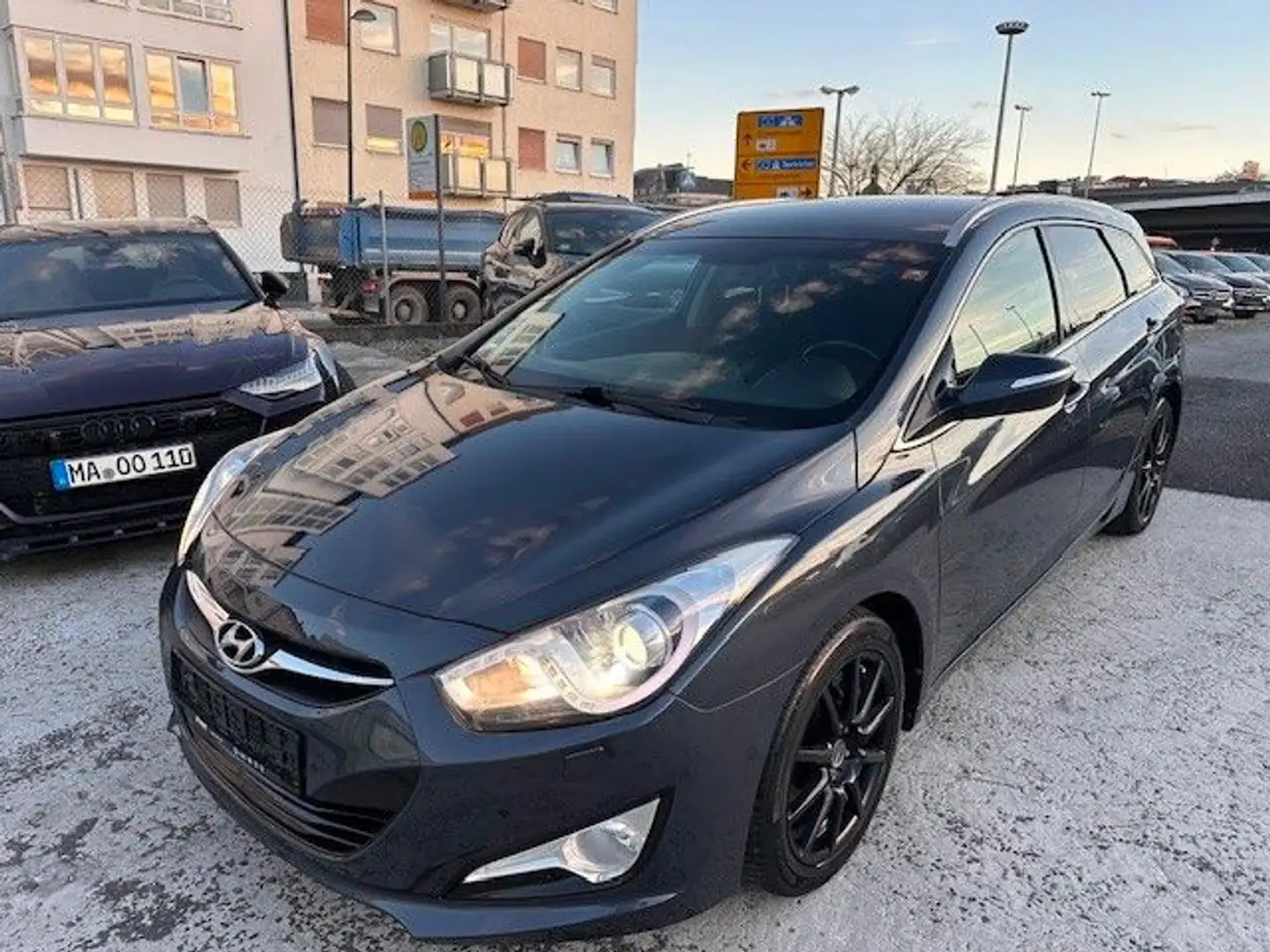 Hyundai i40 cw FIFA World Cup Edition 1,7 CRDi KAMERA - 1