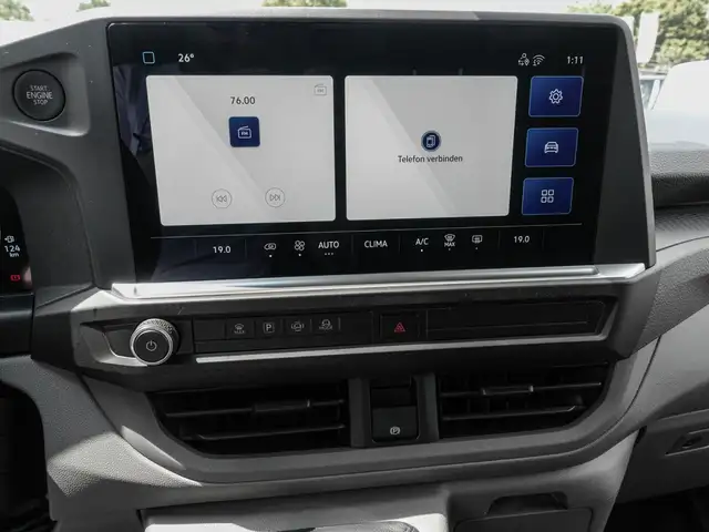 Volkswagen Transporter view 7